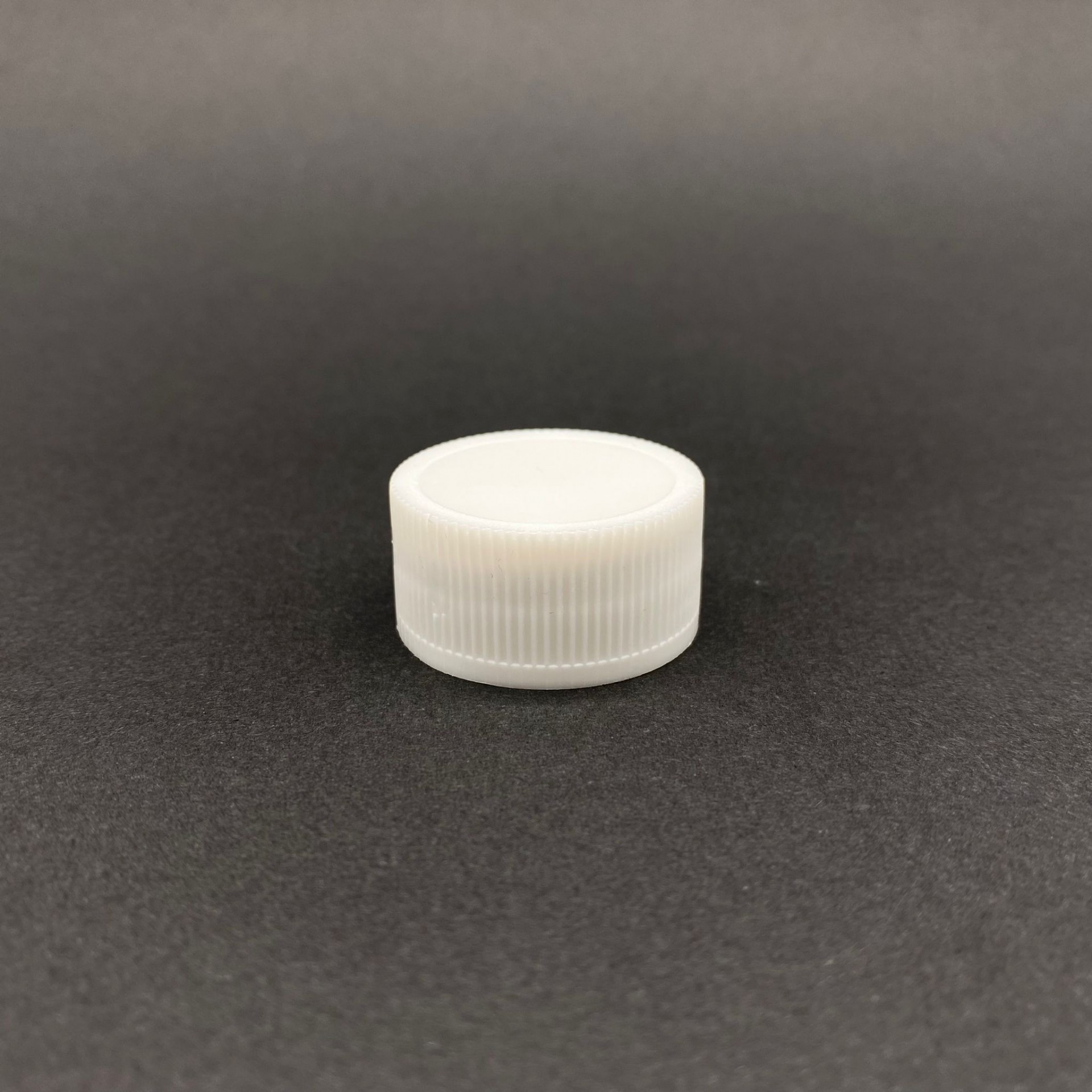 31 Mm Vidalı Plastik Kapak Beyaz - Köpük Contalı (Maraska, Dorika.  Kulplu Galon Şişe - Vidalılar Uyumlu)