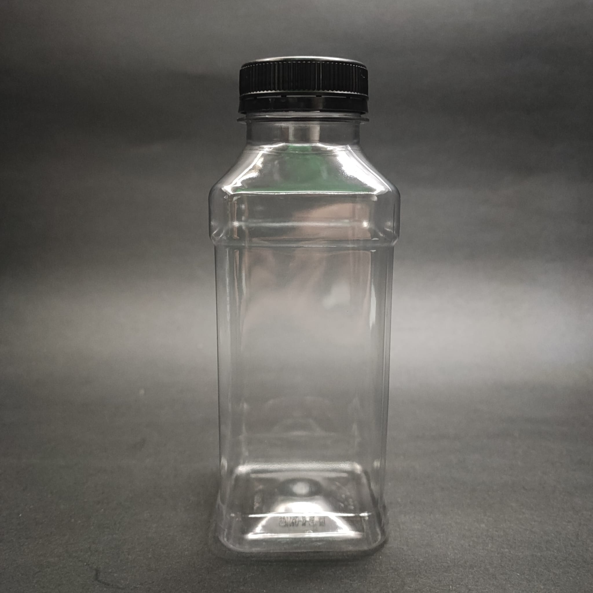 330 Cc Kare Pet Şişe (23 Gr) - Geniş Ağızlı Siyah Kilitli Kapaklı - 330 Ml Detox , Meyve Suyu Şişe , Boş Detoks Şişe