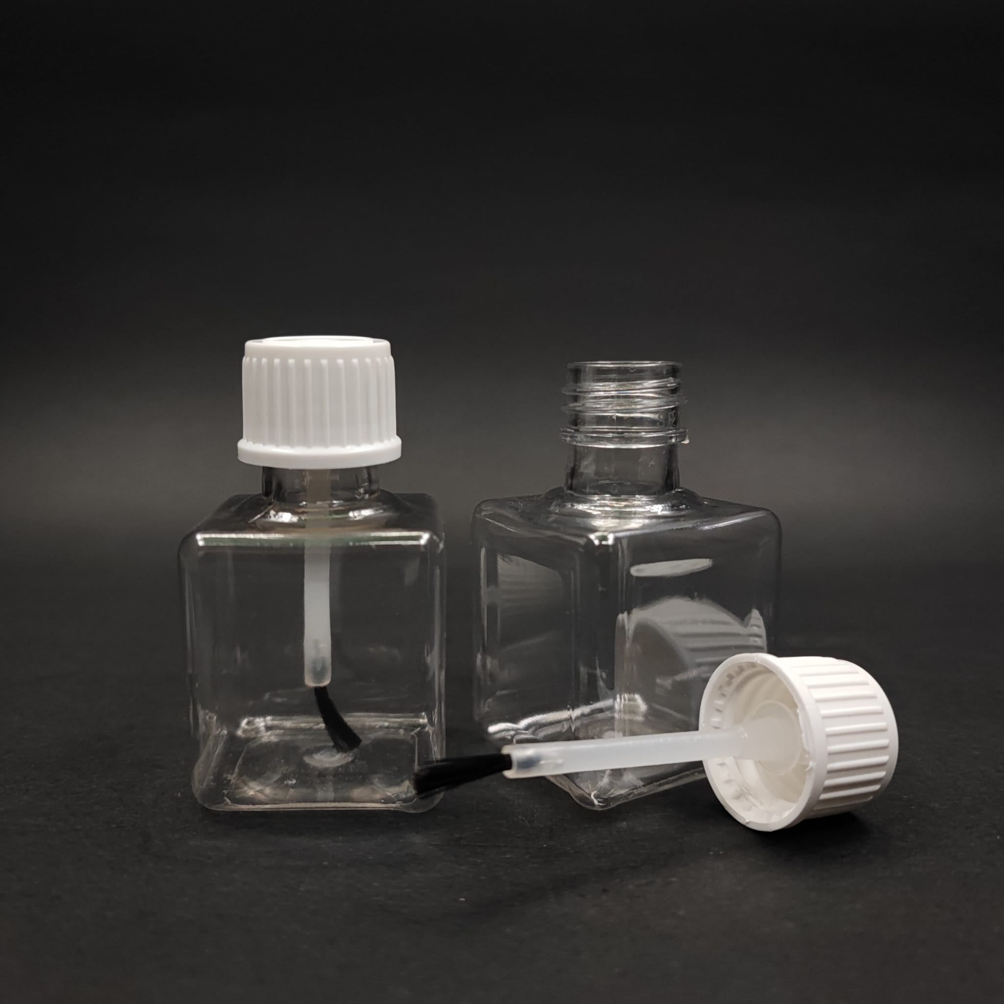 35 Cc Fırçalı Kare Pet Şişe - 35 Ml Kapaklı Fırçalı Plastik Şişe - Cam Oje Şişesi Fırçalı Beyaz Kapaklı Takım - Boş Oje Şişesi, Fırçalı Şişe, Otomotiv Ve Mobilya İçin Rötüş Boya Şişesi