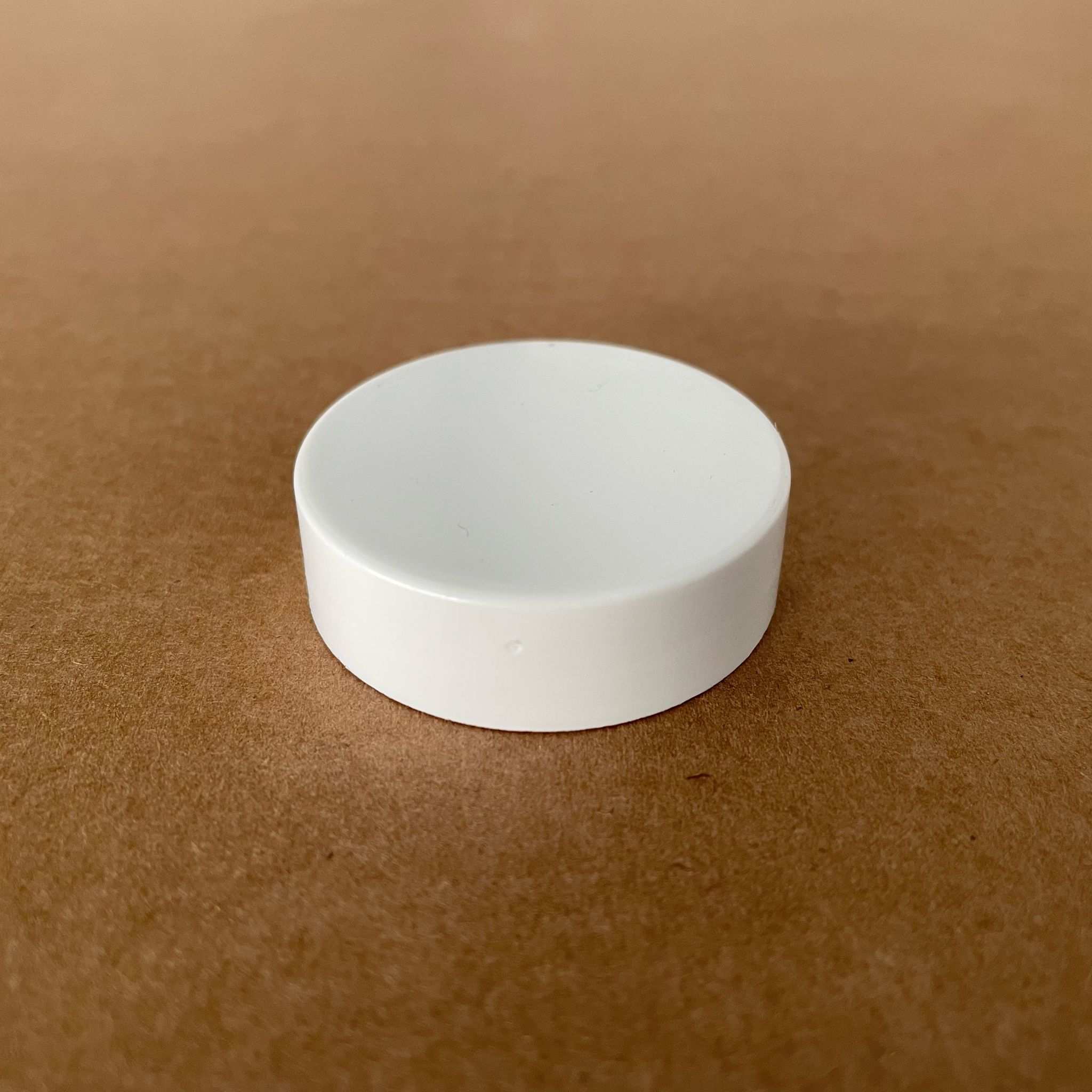 38 Mm Kapak - Vidalı - Beyaz