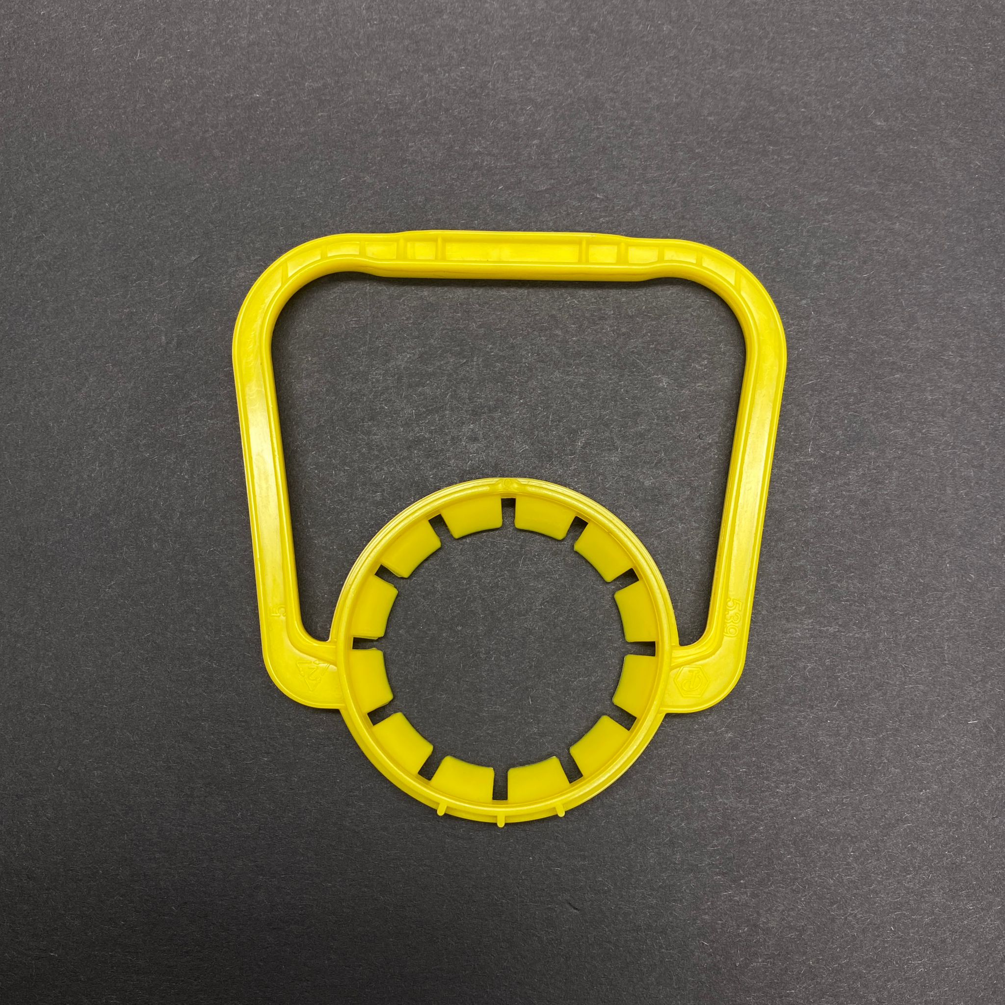 38 Mm Plastik Kulp - Sarı - Su Peti İçin Plastik Kulp - Bericap Marka
