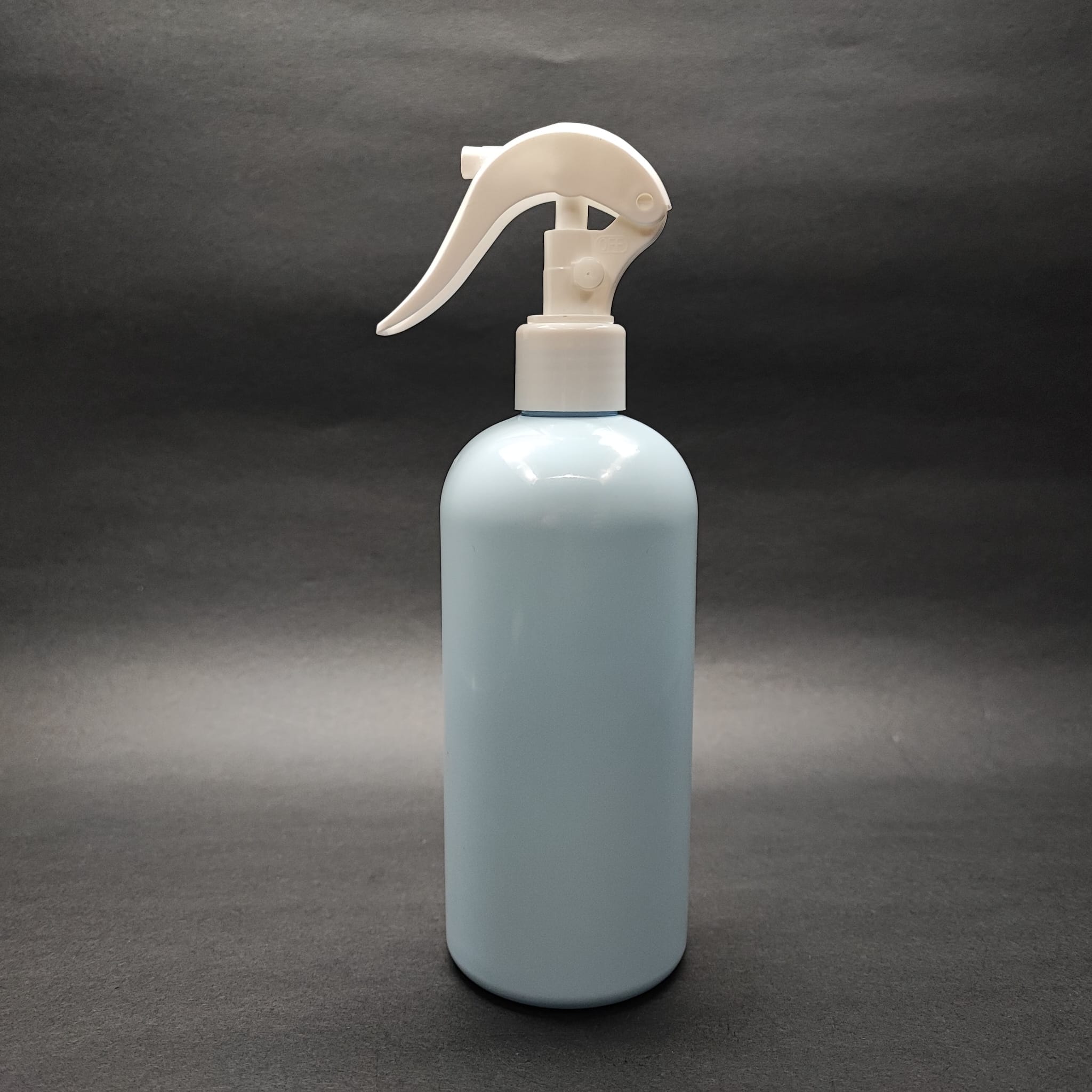 400 Cc Oval Boyunlu Silindir Pet Şişe (30 Gr) - Beyaz Triger Spreyli - 400 Ml Plastik Şişe - Bebek Mavisi