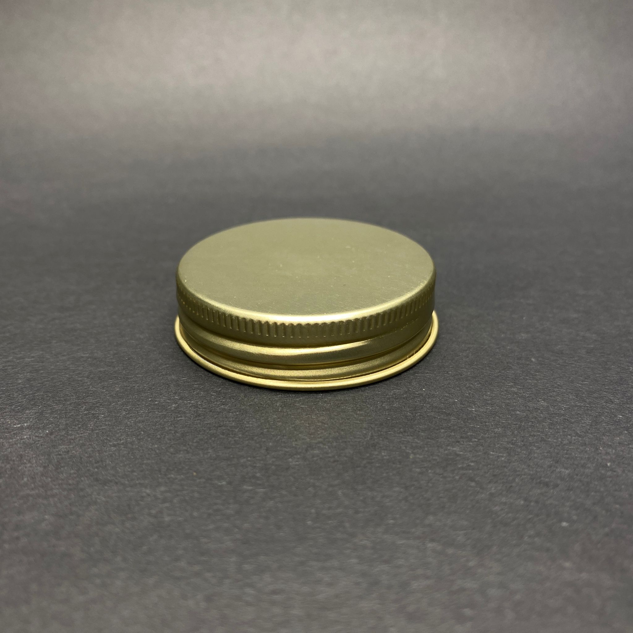 45 Mm Vidalı Gold Metal Kapak