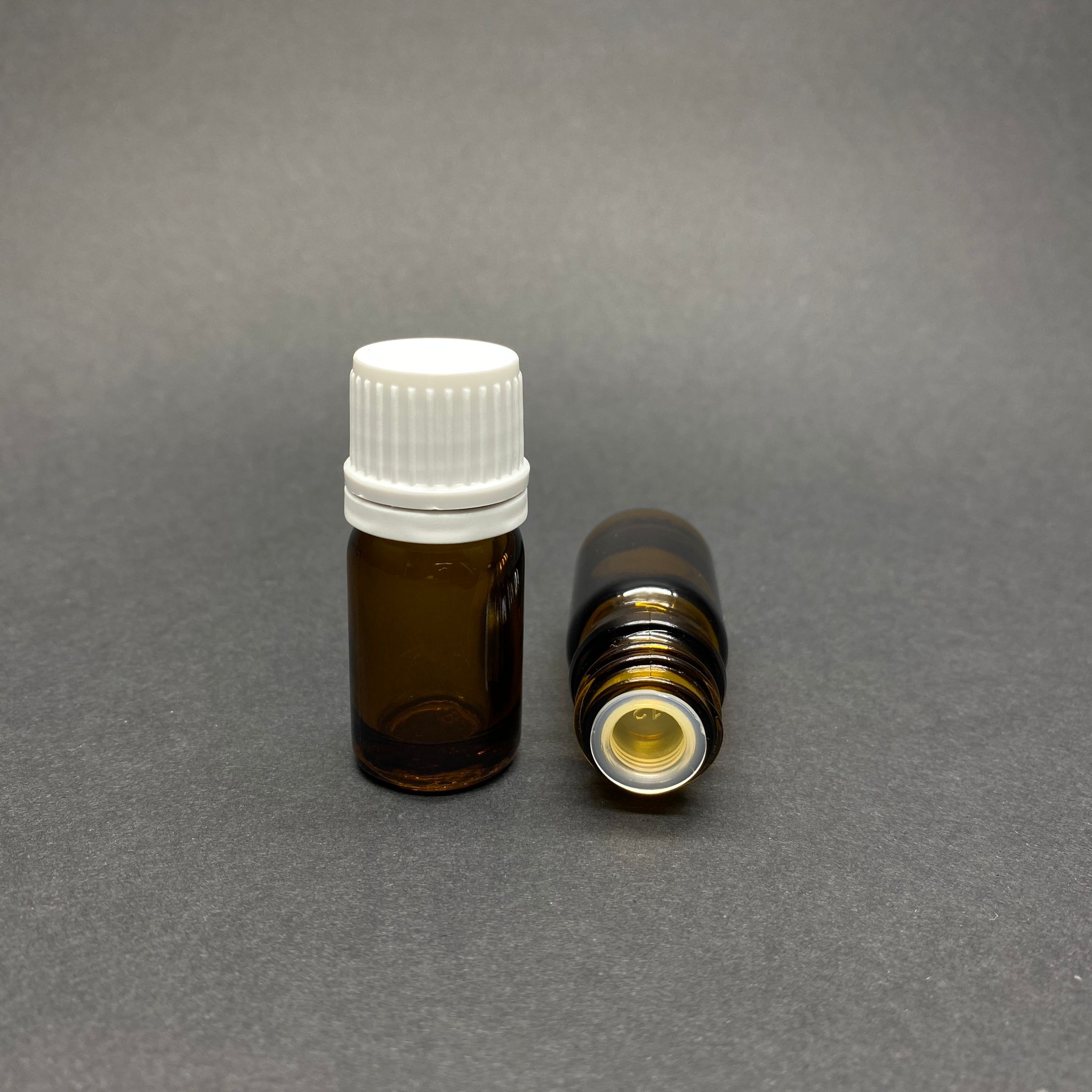 5 Cc Amber Beyaz Kilit Kapaklı - Kör Tıpalı Cam Şişe - 5 Ml Kahverengi Kilitli Kapaklı Kör Tıpalı Cam Şişe