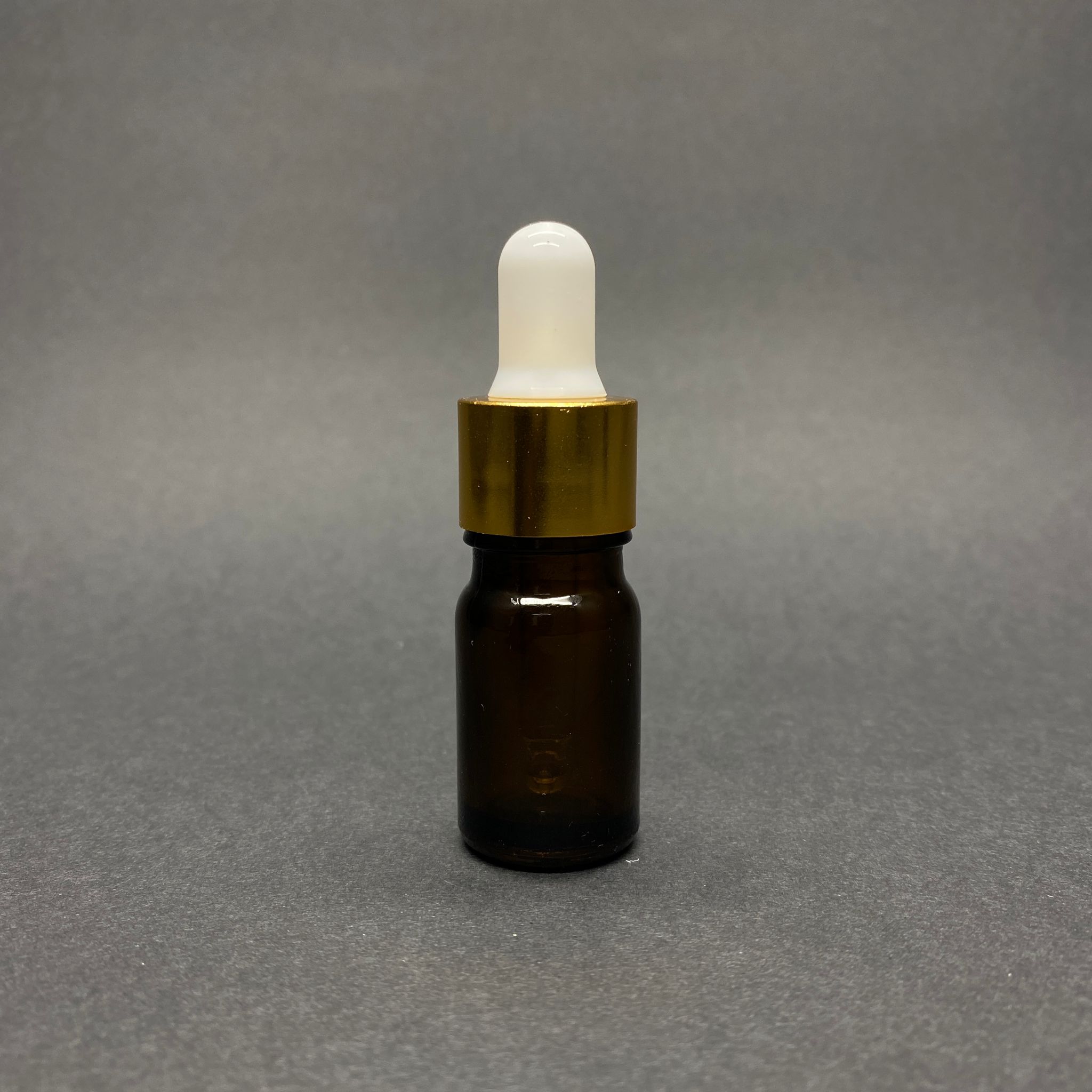 5 Cc Amber Cam Damlalıklı Şişe - Beyaz Emzik - Gold Metalik Kapak - 5 Ml Kahverengi Cam Damlalıklı Şişe