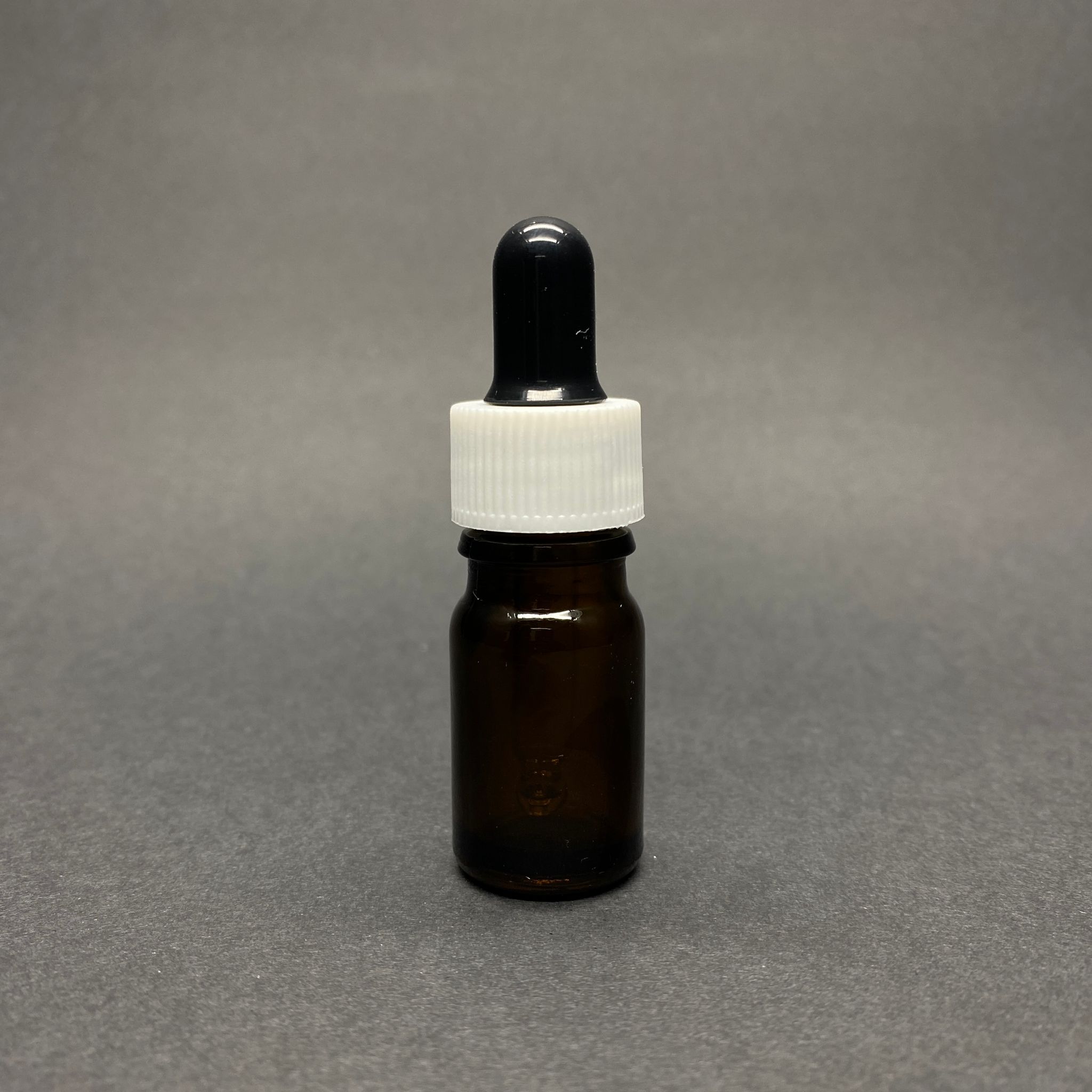 5 Cc Amber Cam Damlalıklı Şişe - Siyah Emzik - Beyaz Plastik Kapak - 5 Ml Kahverengi Cam Damlalıklı Şişe