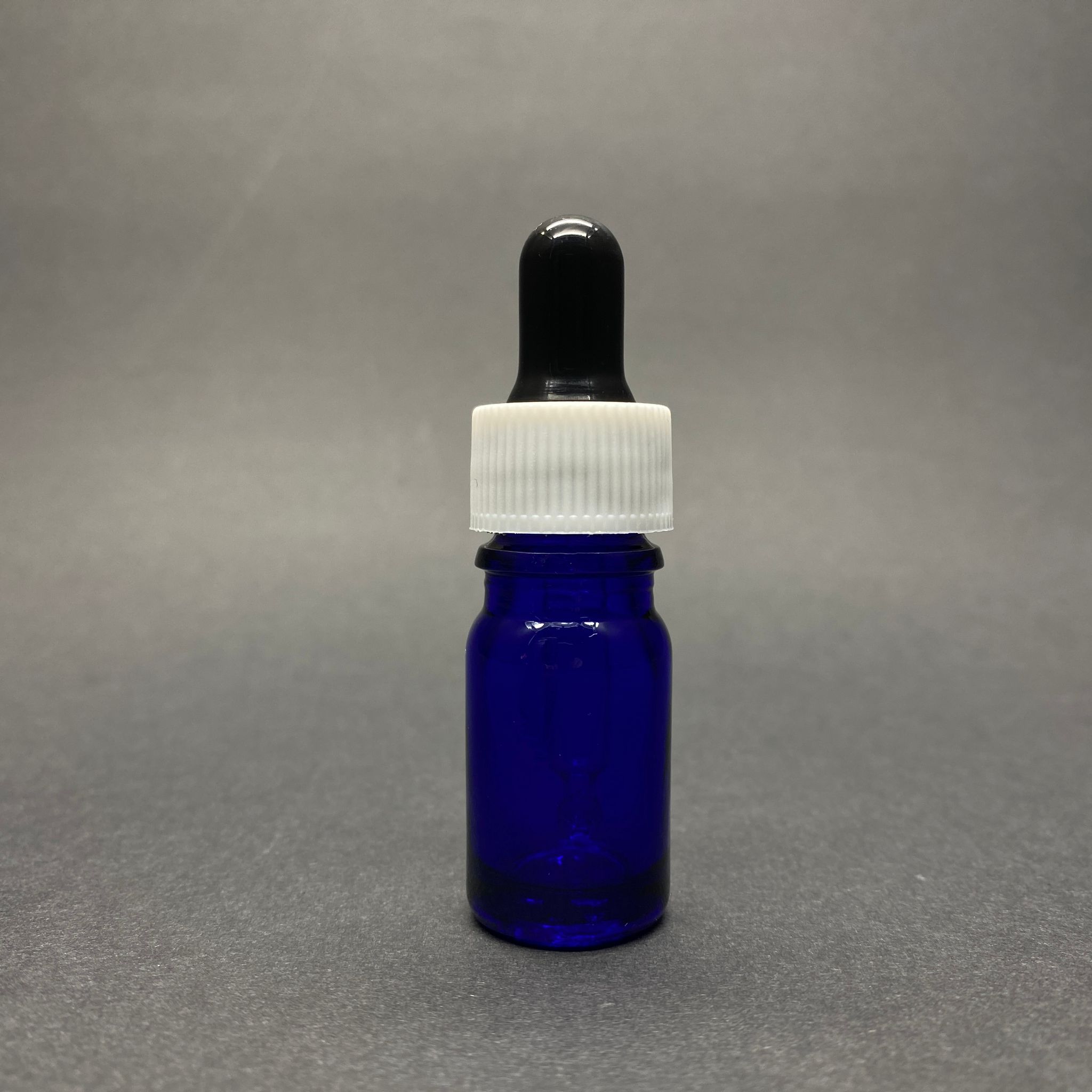5 Cc Mavi Cam Damlalıklı Şişe - Siyah Emzik - Beyaz Plastik Kapak - 5 Ml Mavi Cam Damlalıklı Şişe