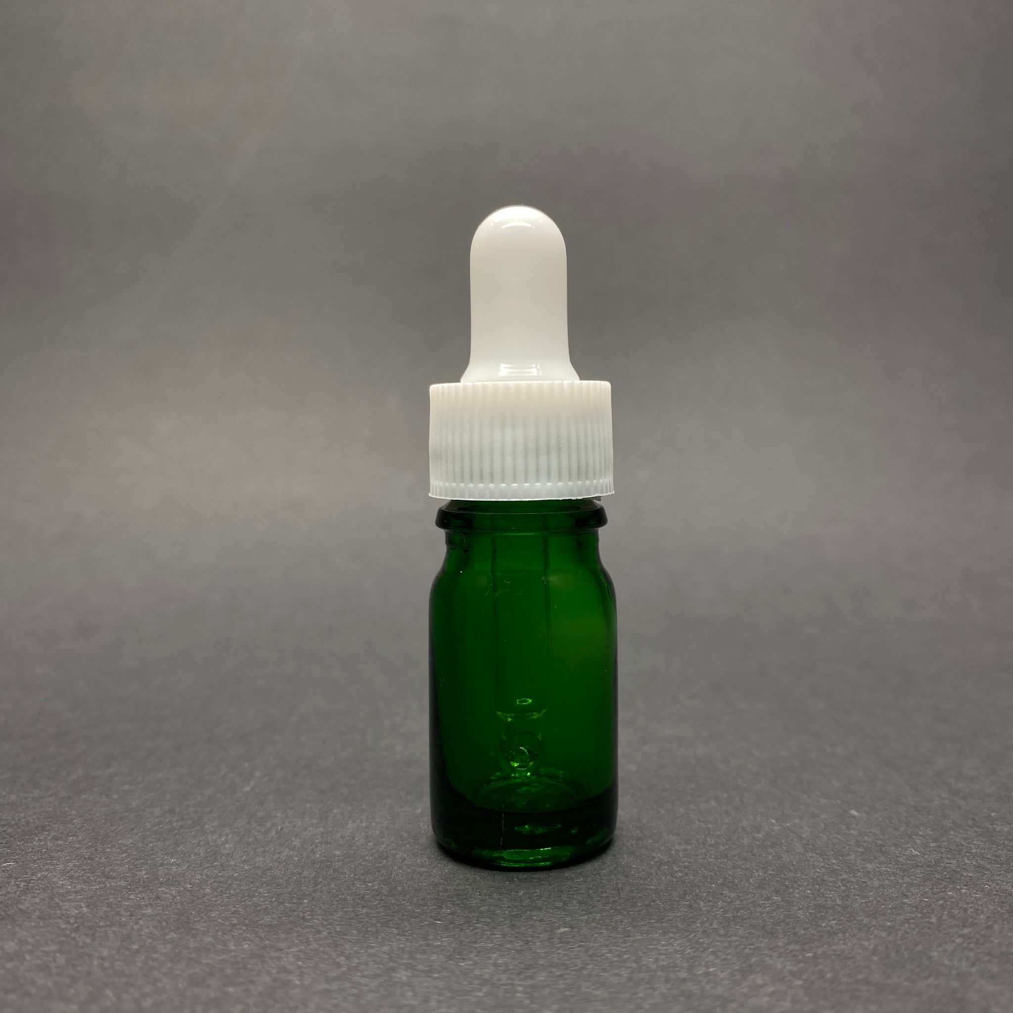 5 Cc Yeşil Cam Damlalıklı Şişe - Beyaz Emzik - Beyaz Plastik Kapak - 5 Ml Yeşil Cam Damlalıklı Şişe