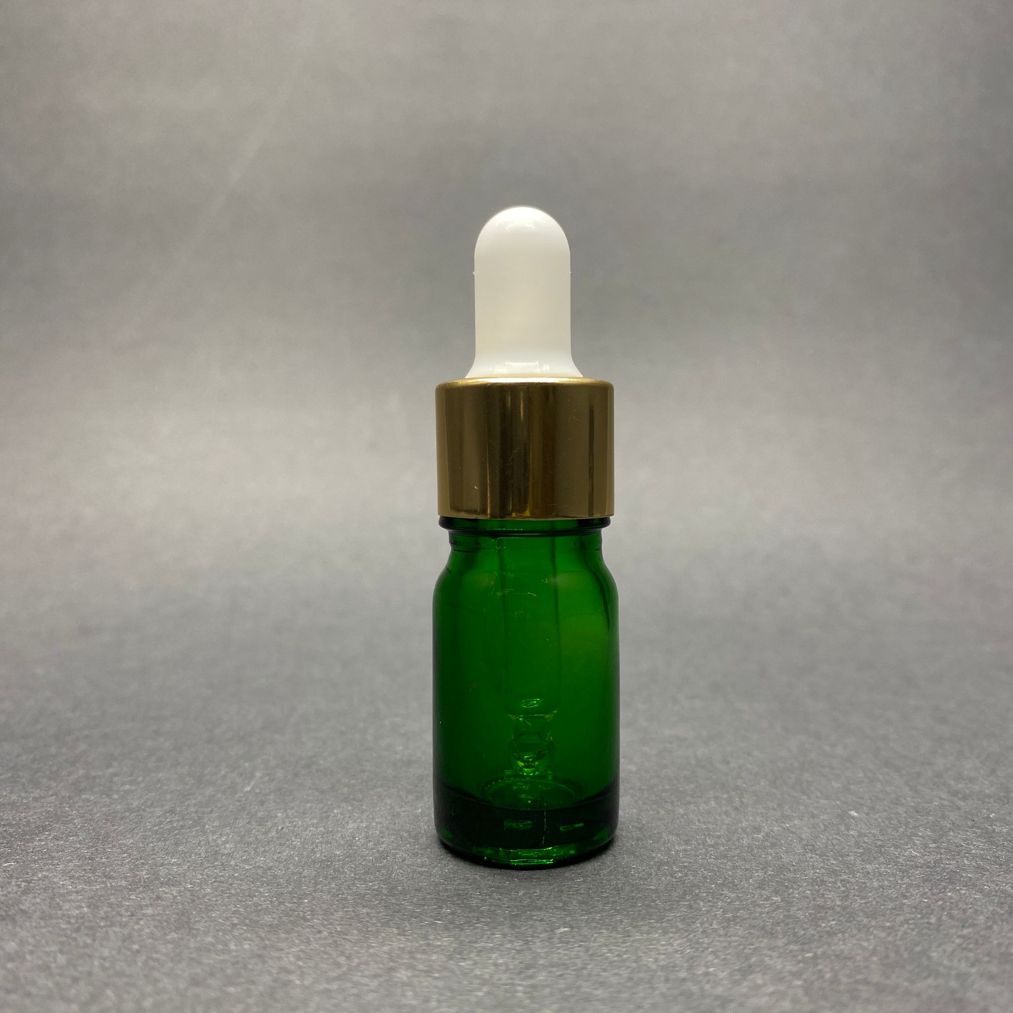 5 Cc Yeşil Cam Damlalıklı Şişe - Beyaz Emzik - Gold Metal Kapak - 5 Ml Yeşil Cam Damlalıklı Şişe
