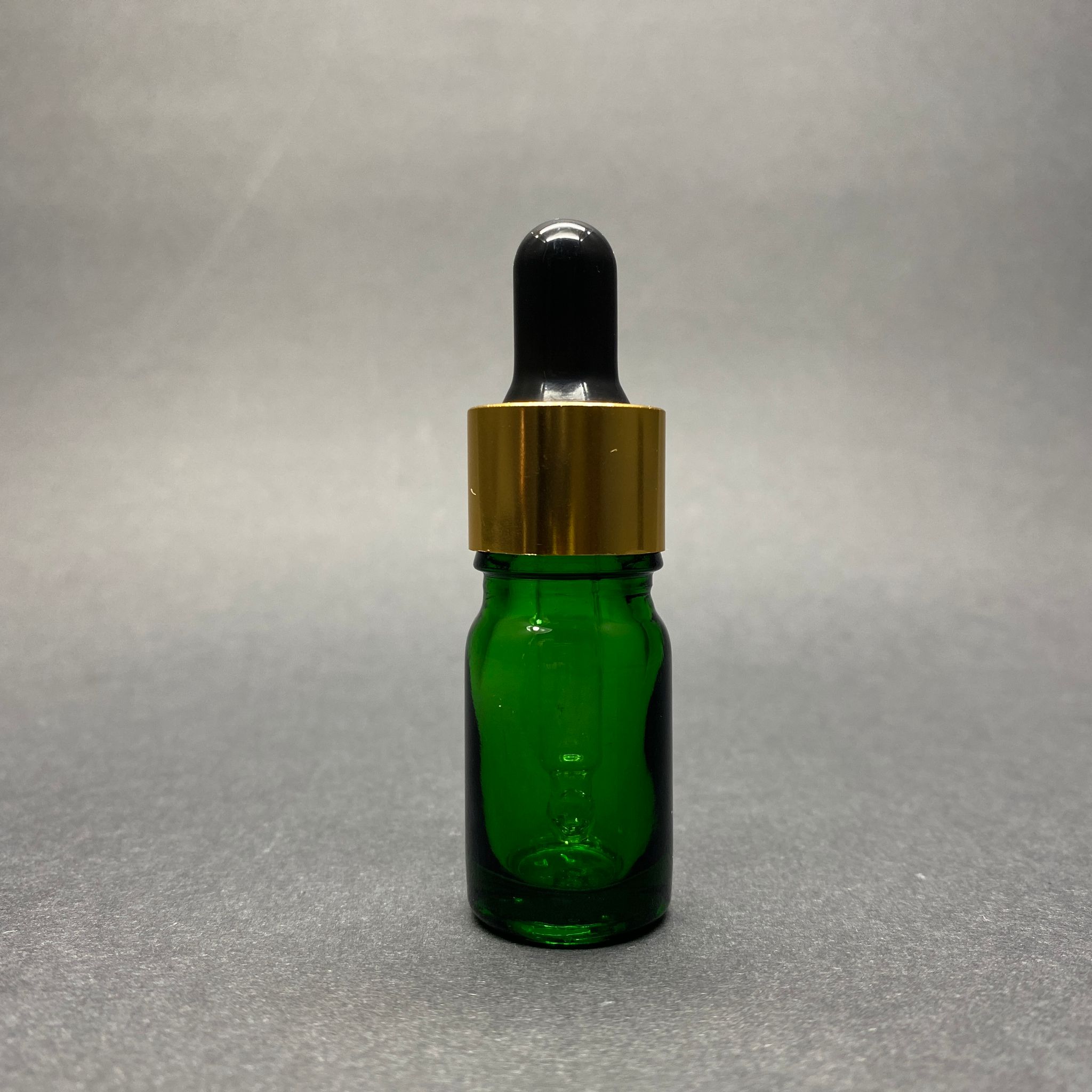 5 Cc Yeşil Cam Damlalıklı Şişe - Siyah Emzik - Gold Metal Kapak - 5 Ml Yeşil Cam Damlalıklı Şişe
