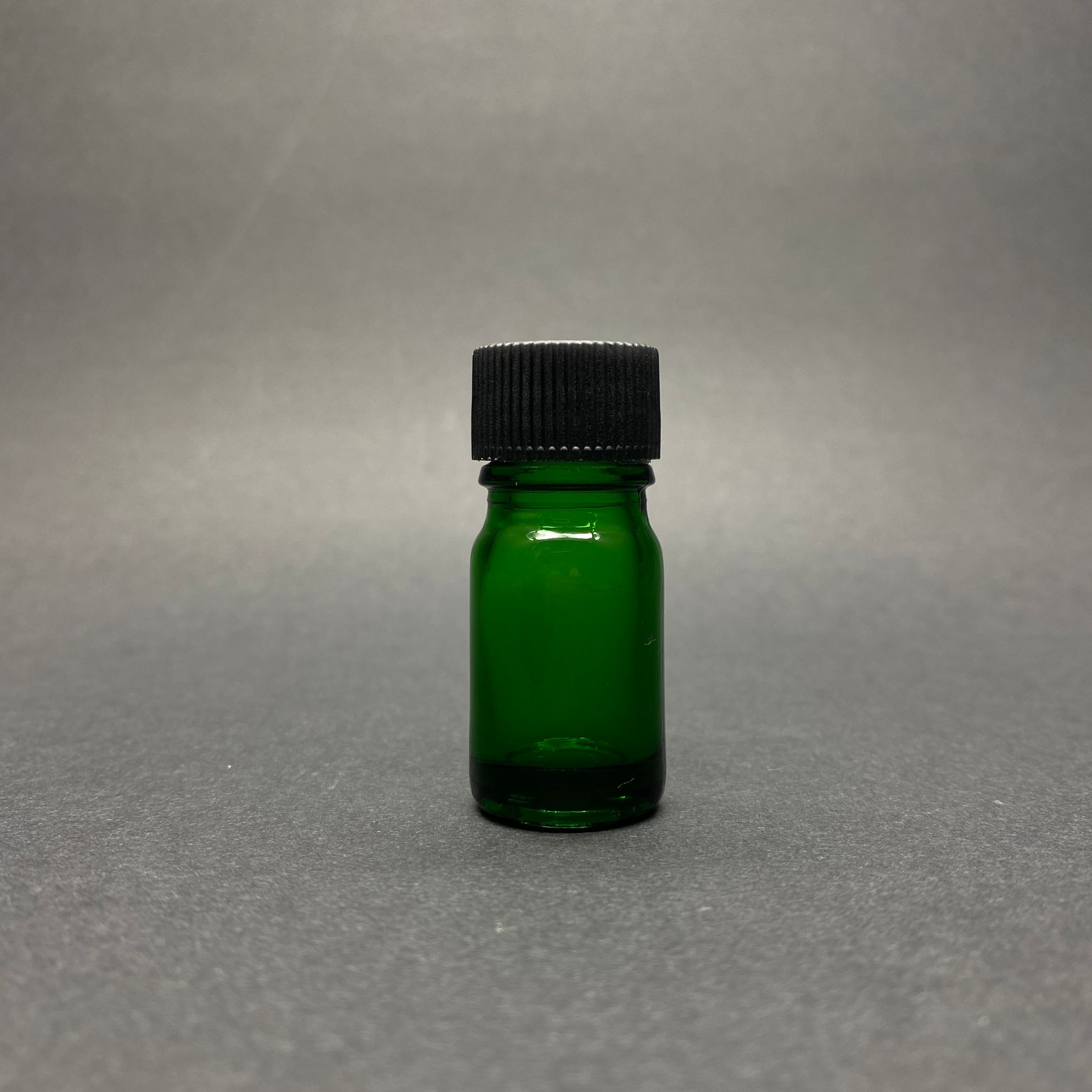 5 Cc Yeşil Cam Şişe - Siyah Contalı Kapaklı - 5 Ml Yeşil Cam Şişe