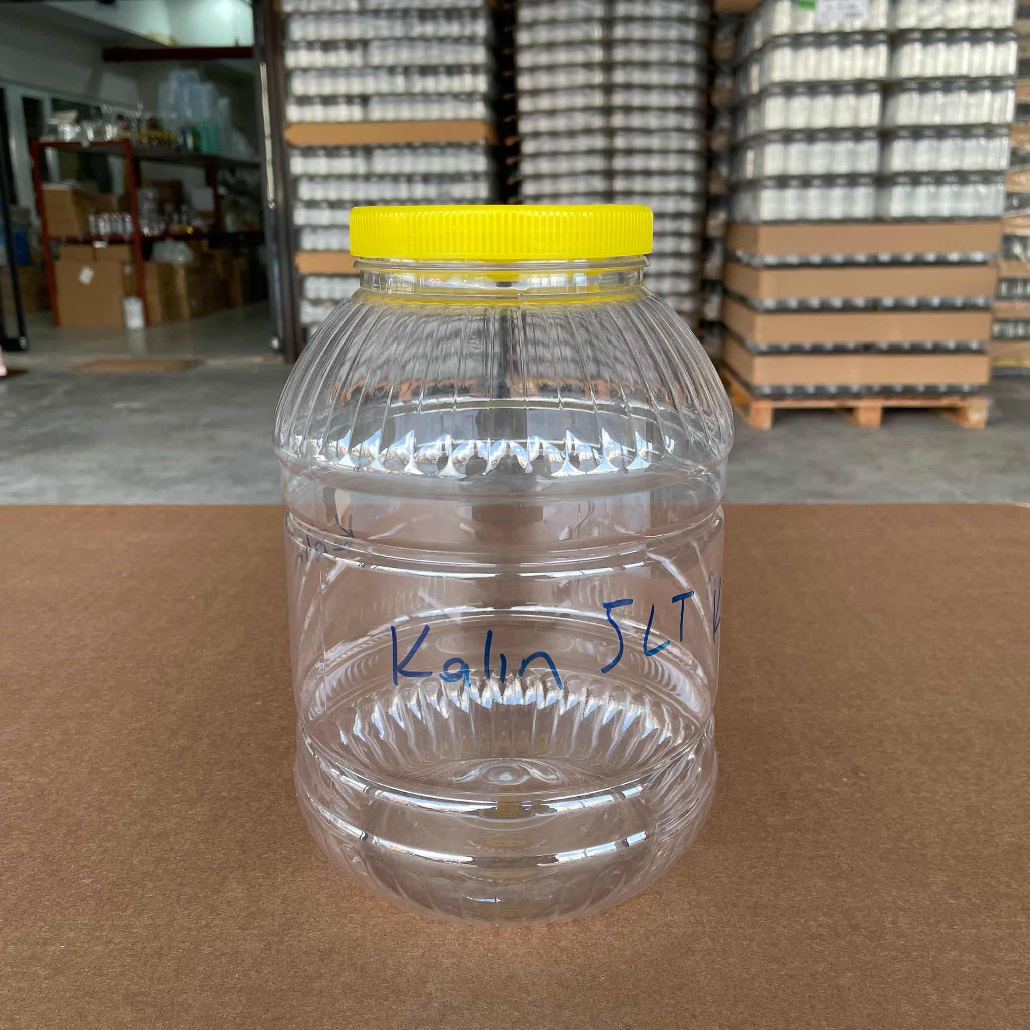 5 Lt Kalın Pet Kavanoz - Ağız Çapı 11 Cm - Kapaklı - 5000 Cc Pet Bidon - 5 Litre Plastik Kavanoz (Kavanoz 120 Gr)