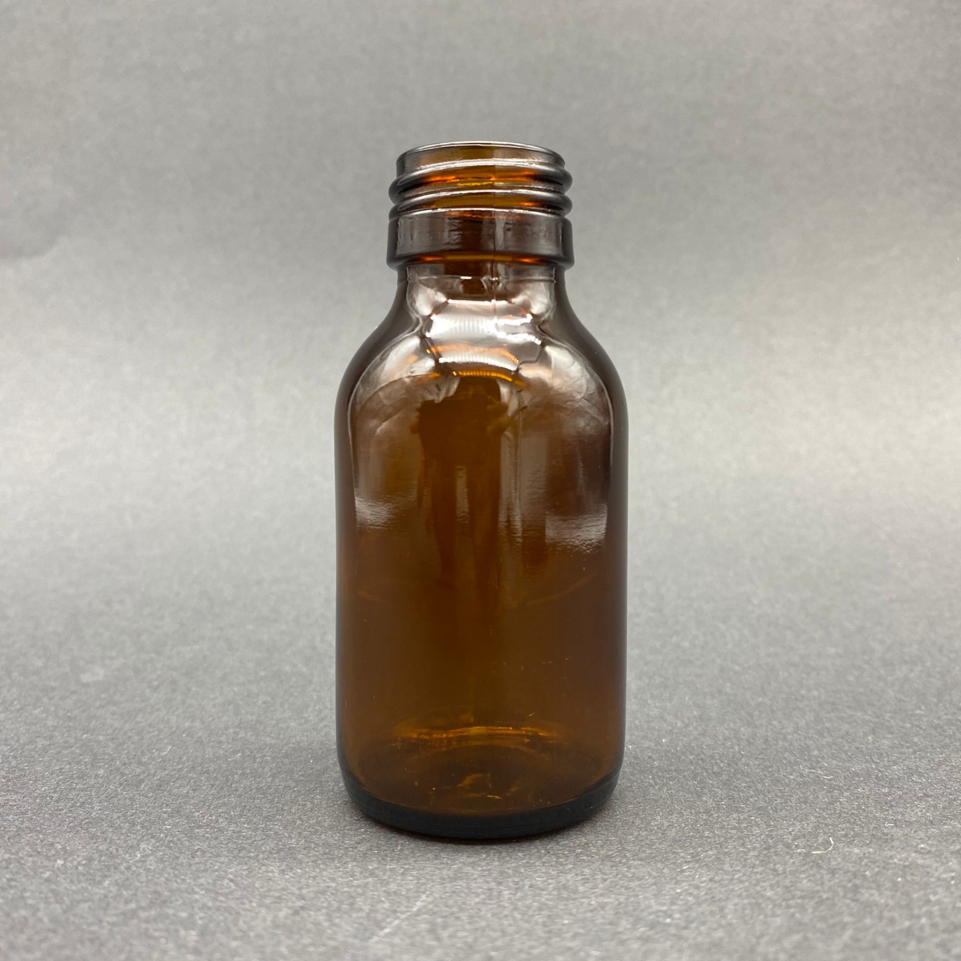 50 Cc Amber Cam Şişe Kapaksız (25 Ağız) - 50 Ml Cam Şişe - Kahverengi - Şişecam Ürün Kodu: 711505