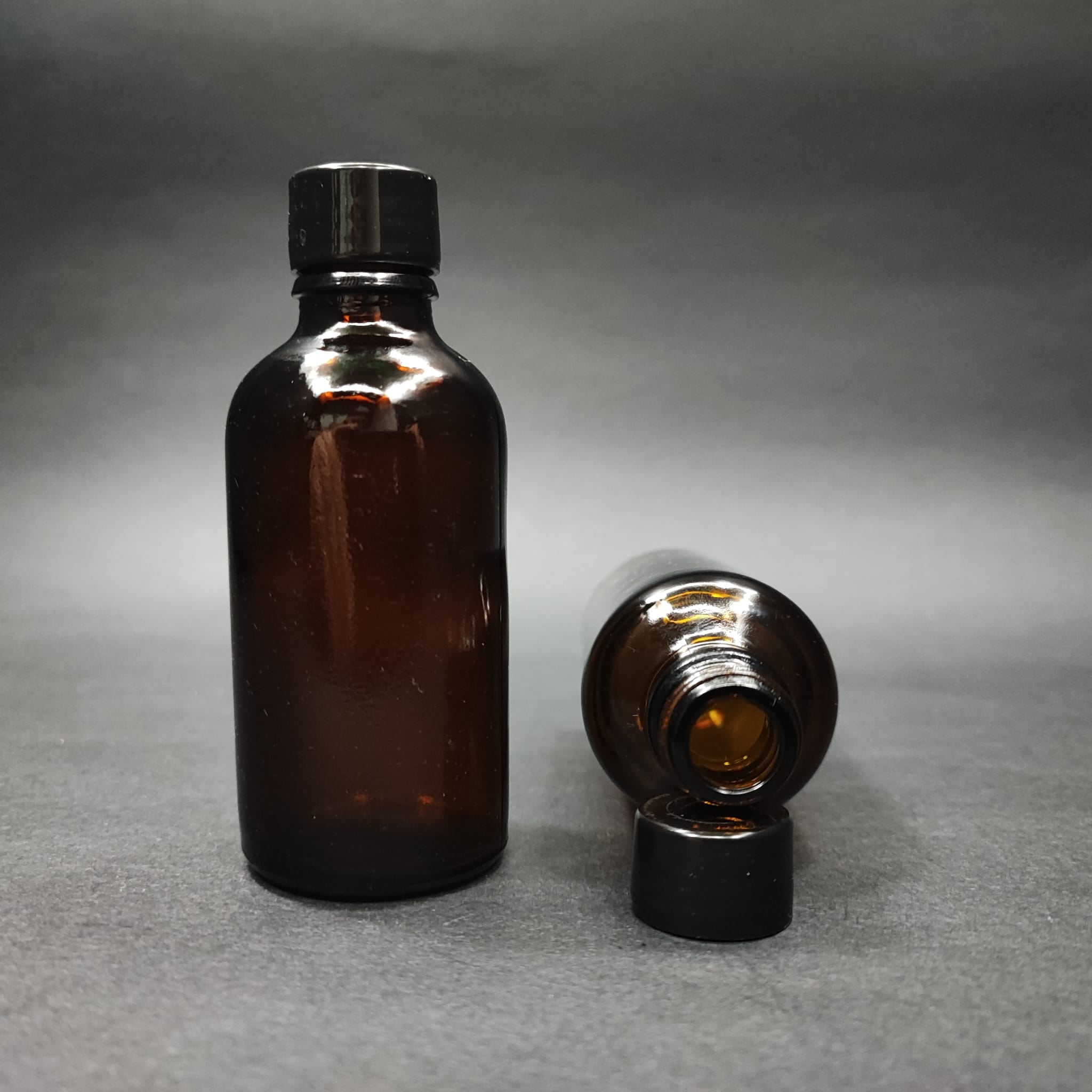 50 Cc Amber Cam Şişe + Kendinden Contalı Sızdırmaz Siyah Kapak - 50 Ml Kapaklı Kahverengi Cam Şişe