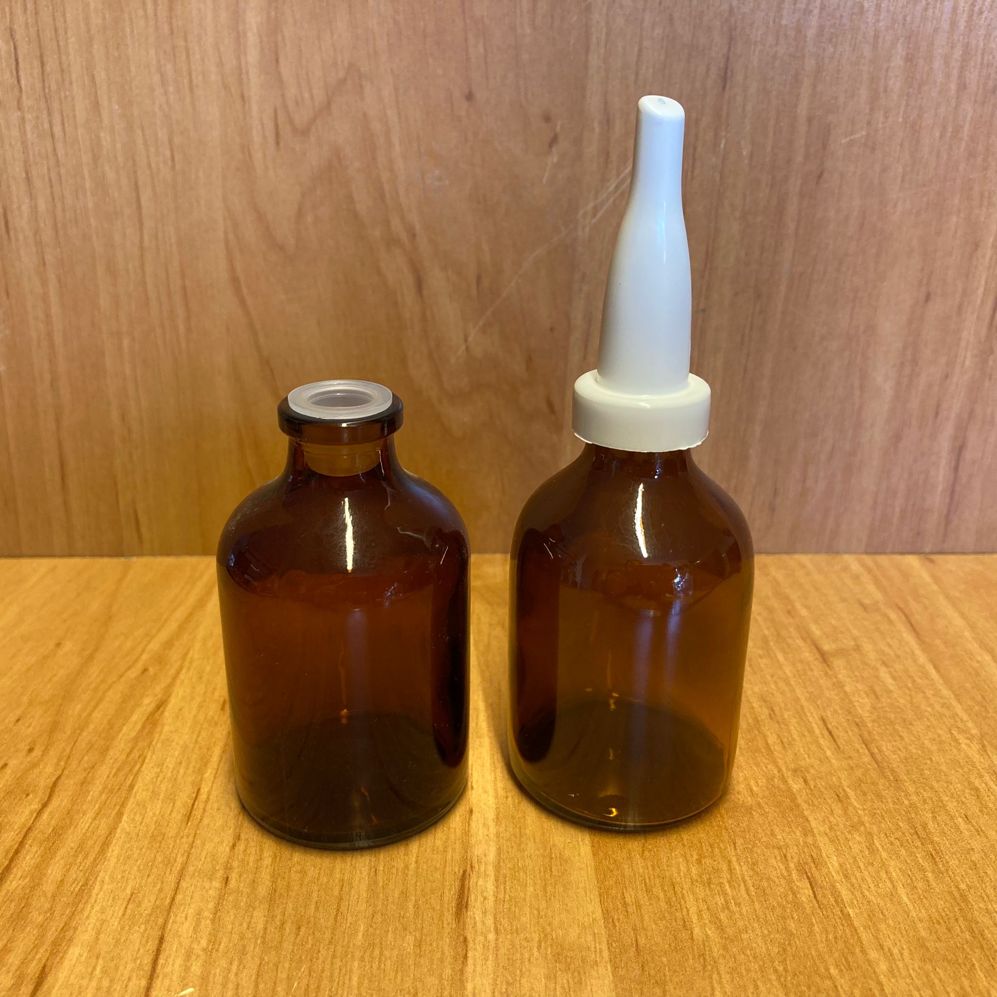 50 Cc Amber Flakon Penisilin Şişesi - Beyaz Üstten Damlalıklı - Plastik Tıpalı - 50 Ml Damlalıklı Kahverengi Cam Şişe