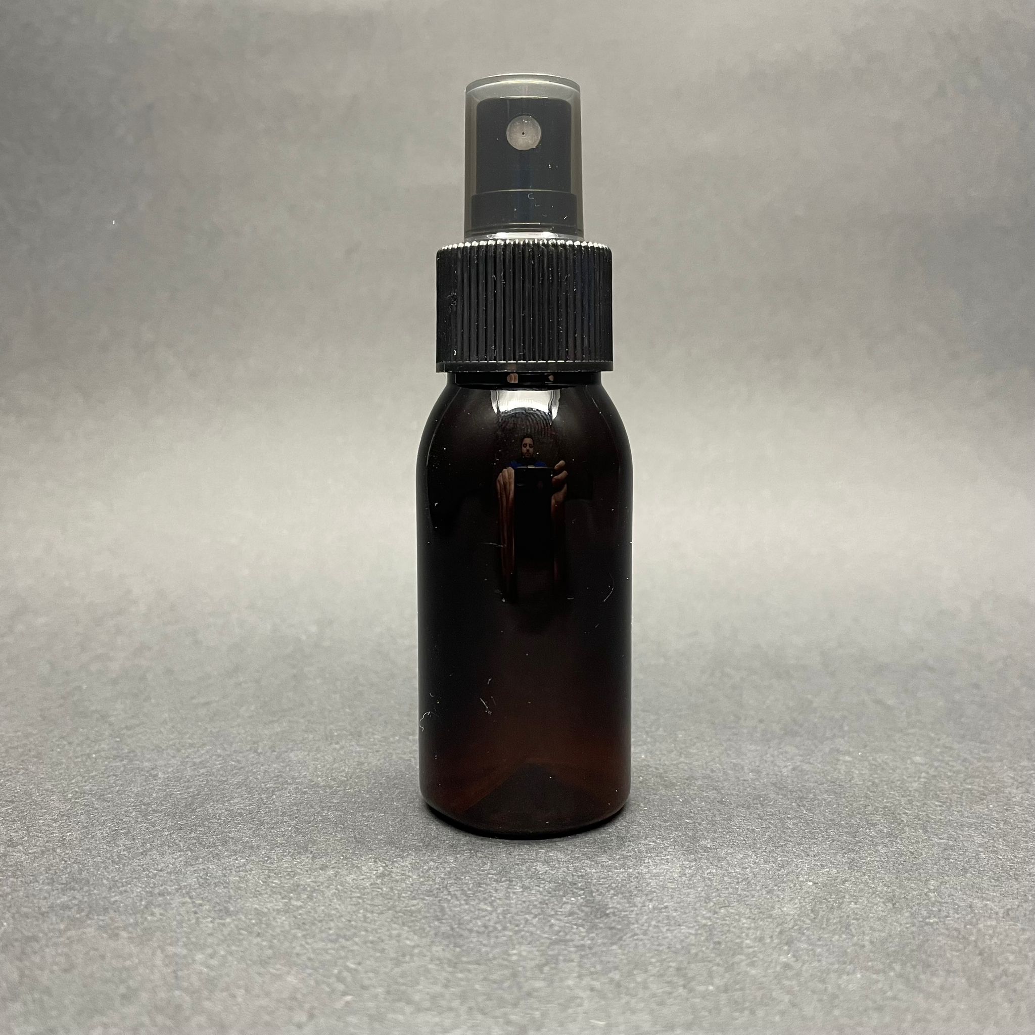 50 Cc Amber Sert Model Pet Şişe  - Siyah Spreyli  - 50 Ml Kahverengi Spreyli Plastik Şişe