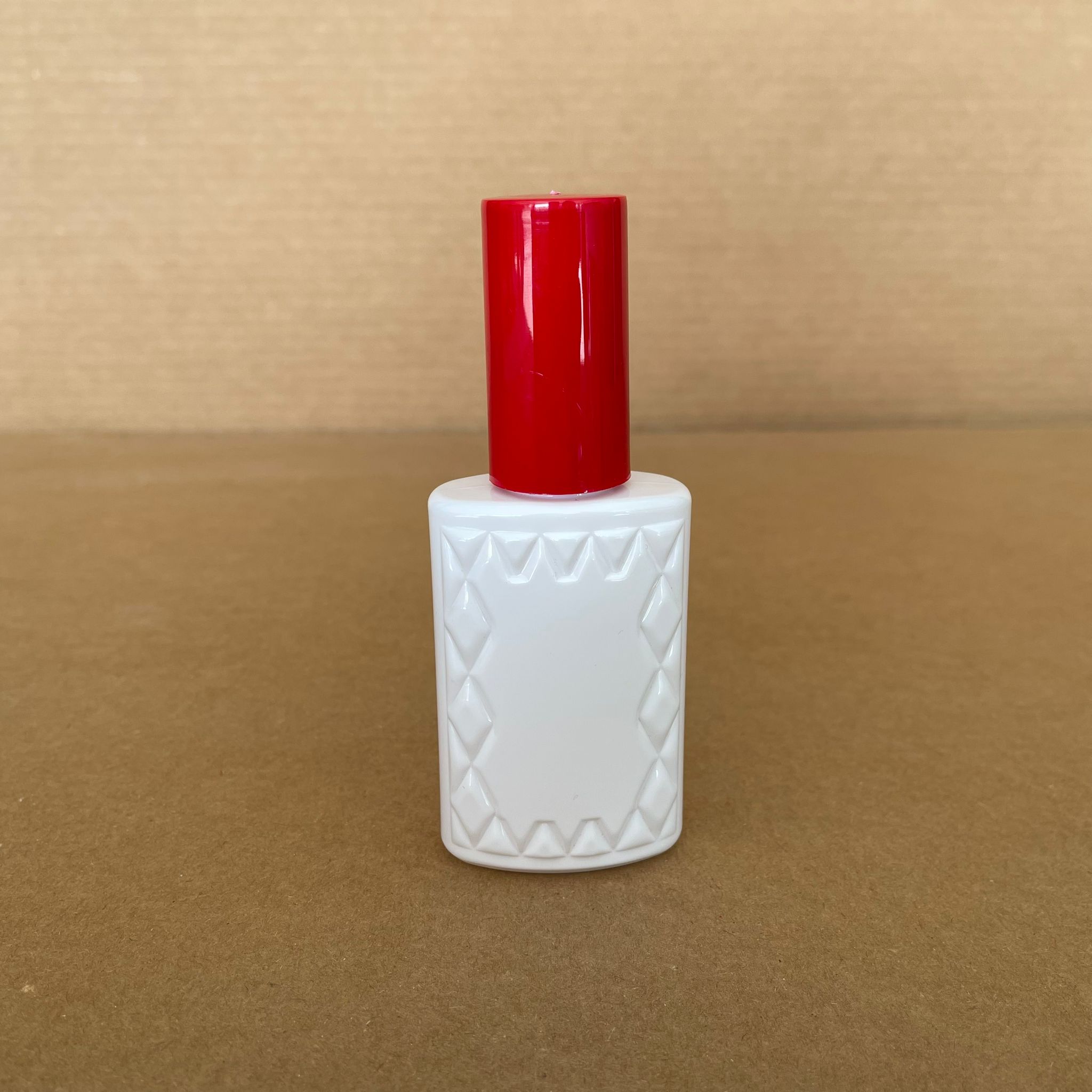 50 Cc Beyaz Pet Köşeli Parfüm Şişesi  - Beyaz Spreyli - Kırmızı Koruma Kapaklı - 50 Ml Plastik Parfüm - Kolonya Şişesi