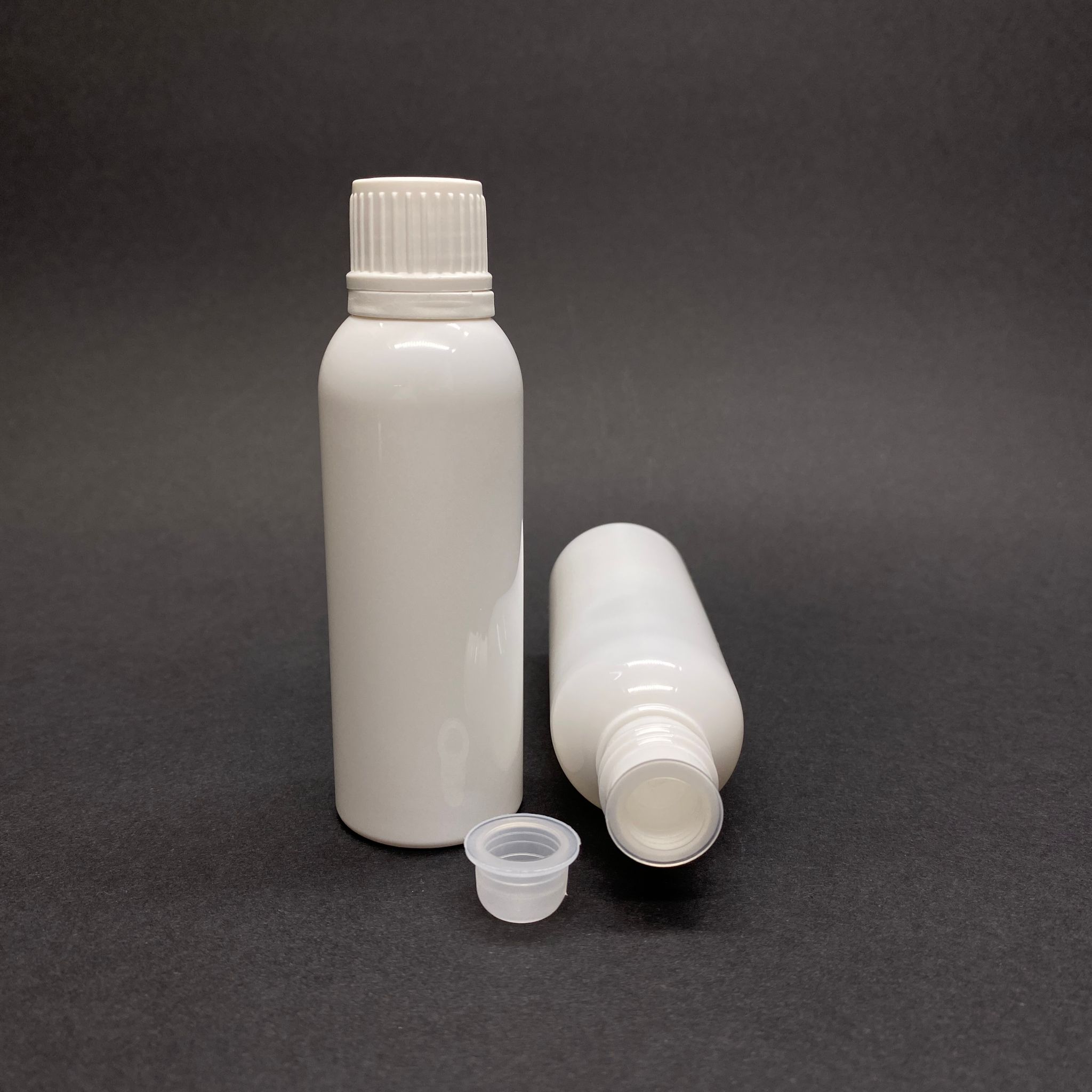 50 Cc Beyaz Silindir Uzun Model Pet Şişe - Beyaz Kapaklı + Kör Tıpalı - 50 Ml Sert Plastik Şişe