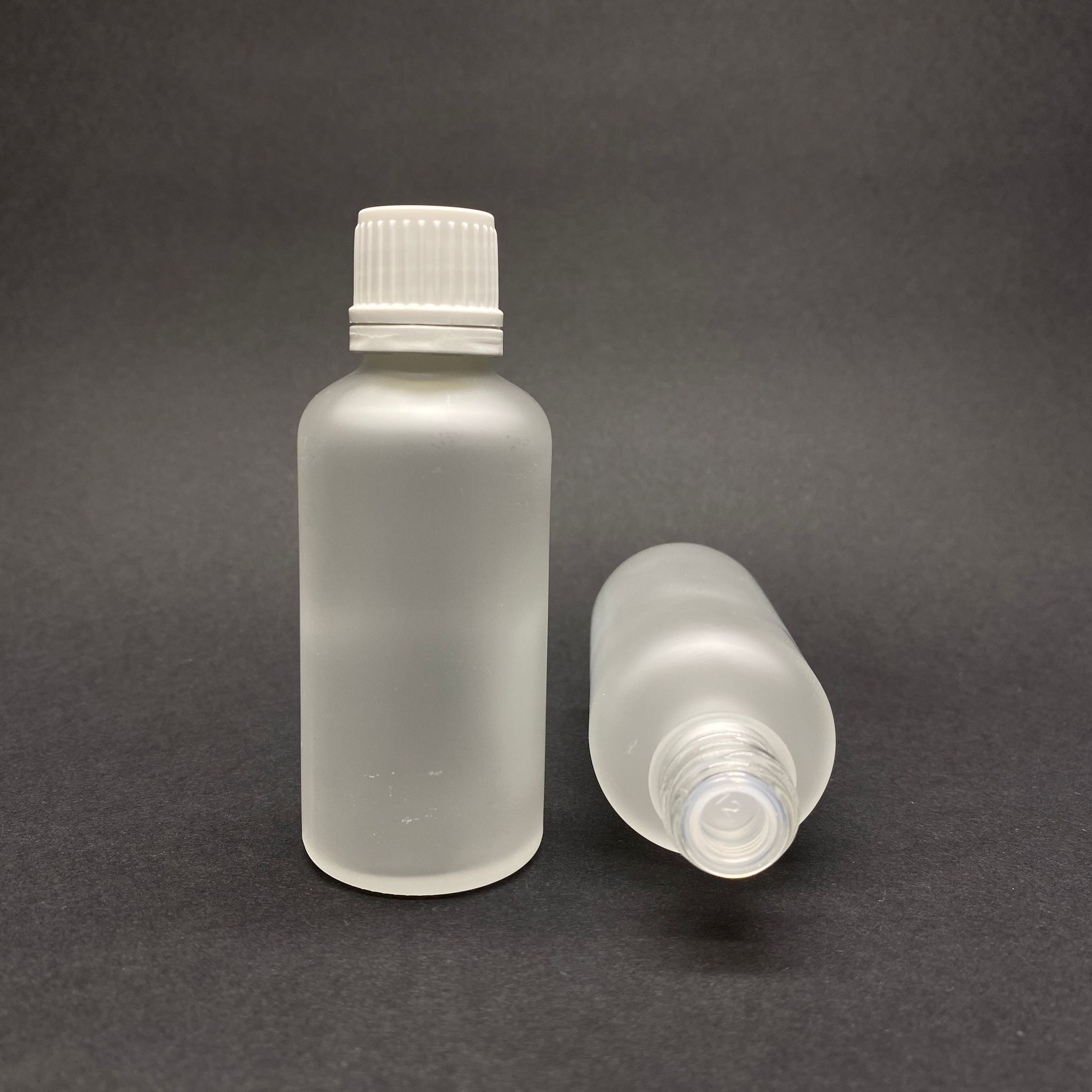 50 Cc Buzlu Beyaz Kilit Kapaklı - Kör Tıpalı Cam Şişe - 50 Ml Buzlu Kilitli Kapaklı Kör Tıpalı Cam Şişe