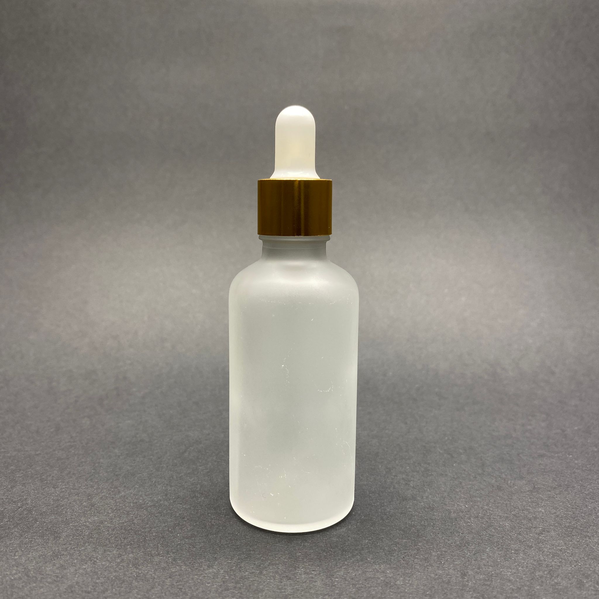 50 Cc Buzlu Cam Damlalıklı Şişe - Beyaz Emzik - Gold Metal Kapak - 50 Ml Buzlu Cam Damlalıklı Şişe - Serum Şişesi Damlalıklı - Serum Şişesi - Toptan Damlalıklı Şişe