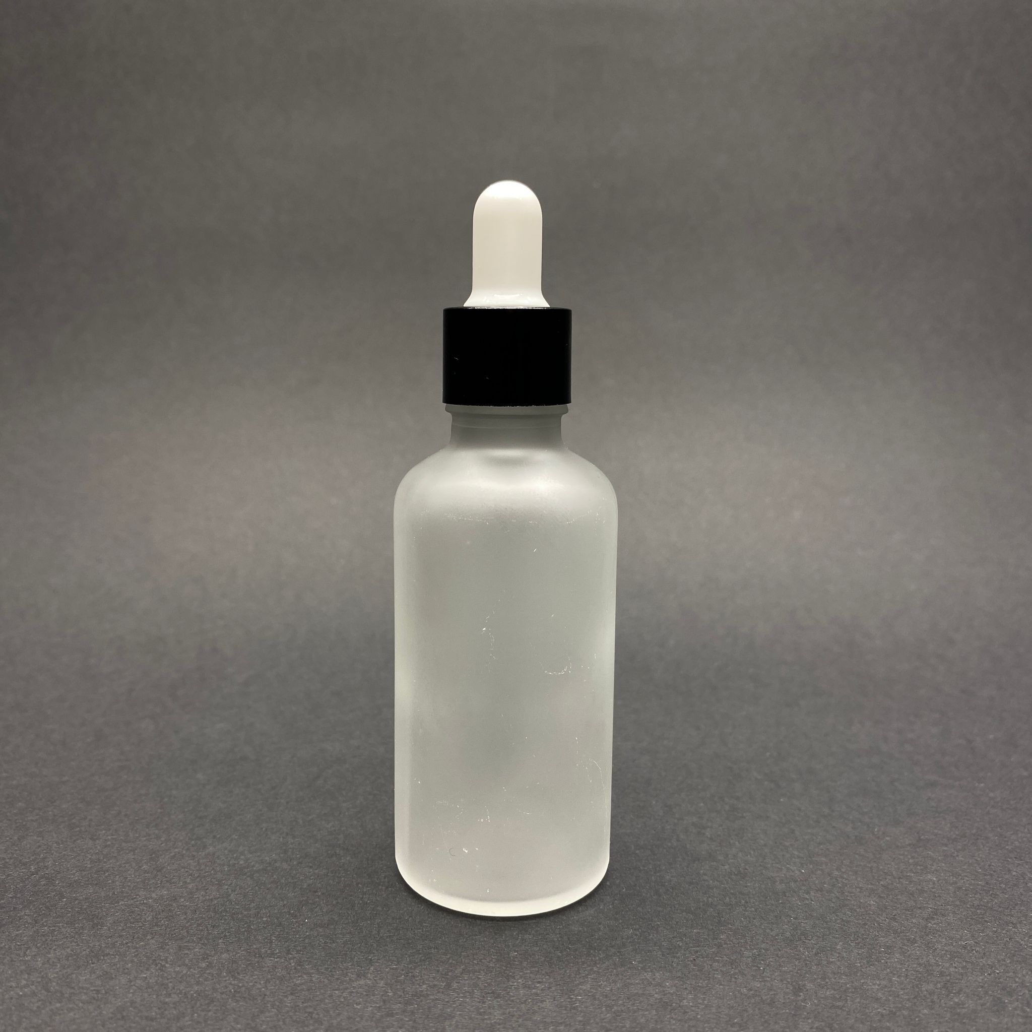 50 Cc Buzlu Cam Damlalıklı Şişe - Beyaz Emzik - Siyah Metal Kapak - 50 Ml Buzlu Cam Damlalıklı Şişe - Serum Şişesi Damlalıklı - Serum Şişesi - Toptan Damlalıklı Şişe
