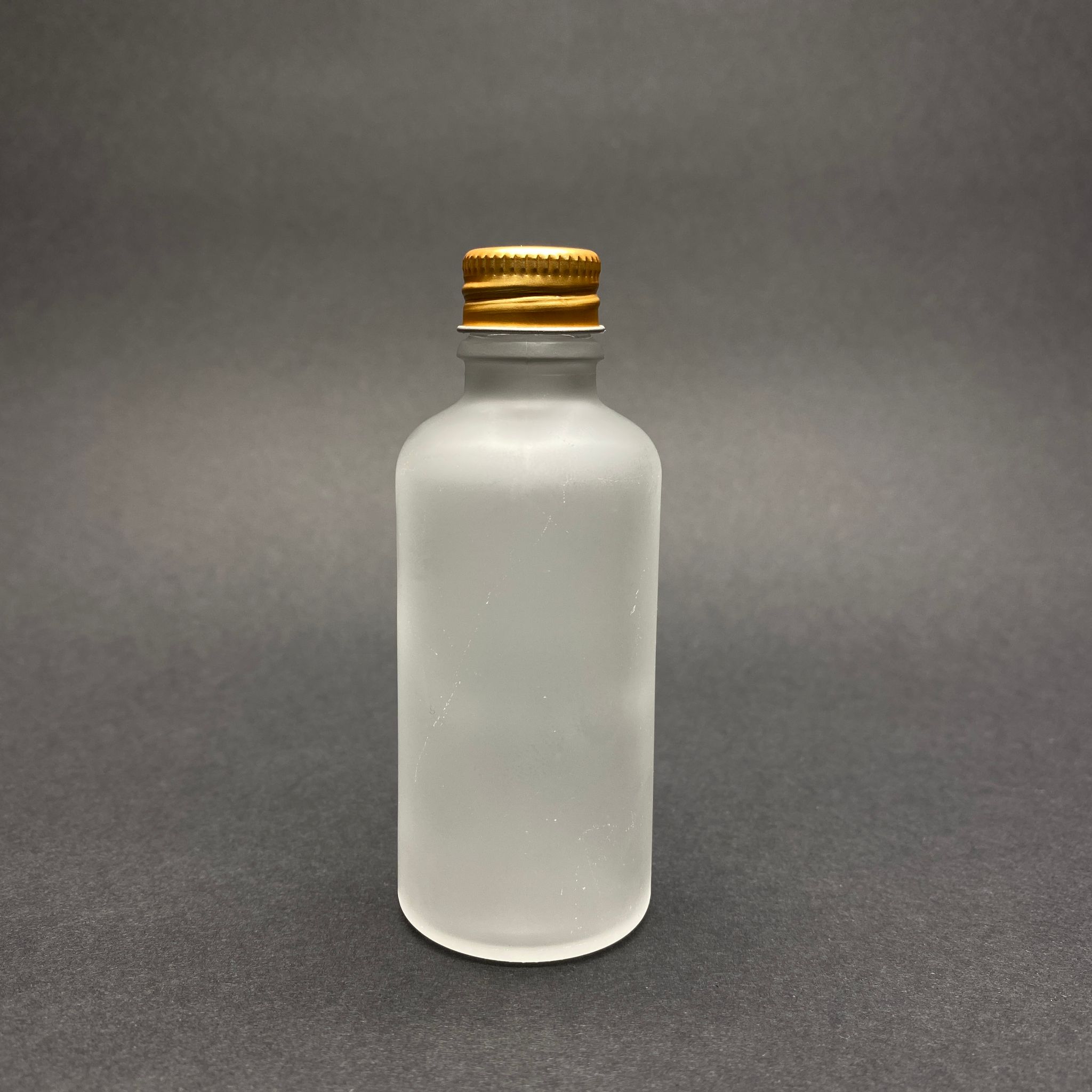 50 Cc Buzlu Cam Şişe - Gold Metal Vidalı Kapaklı - 50 Ml Gold Kapaklı Buzlu Şişe - Buzlu Cam