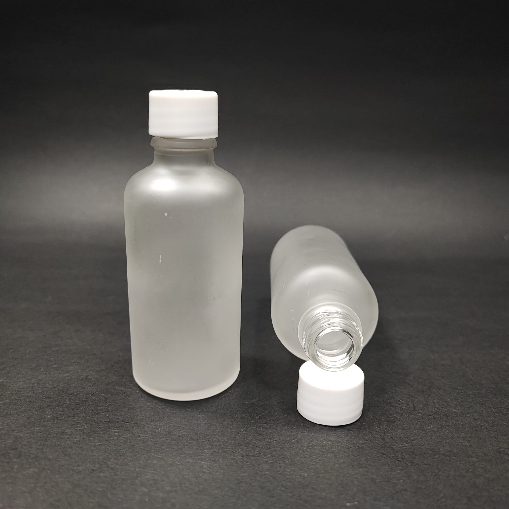 50 Cc Buzlu Cam Şişe + Kendinden Contalı Sızdırmaz Beyaz Kapak - 50 Ml Kapaklı Cam Şişe