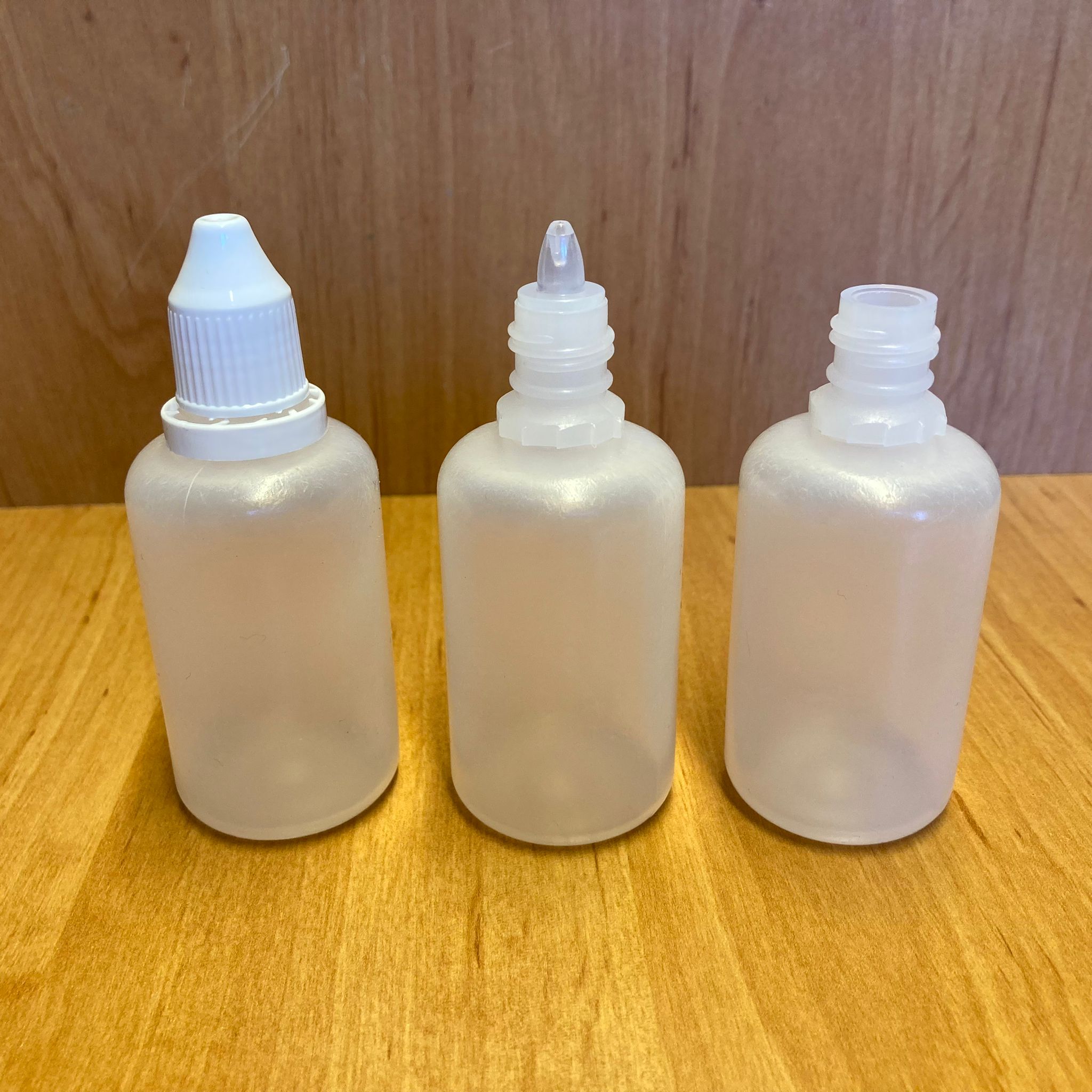 50 Cc Göz Damlası Şişesi Natürel Renk (Yarı Saydam) - Akıtıcılı - Kilitli Kapaklı - 50 Ml Damlalıklı Plastik Şişe - Kozmetik Ambalaj - Damlalıklı Boş Şişe