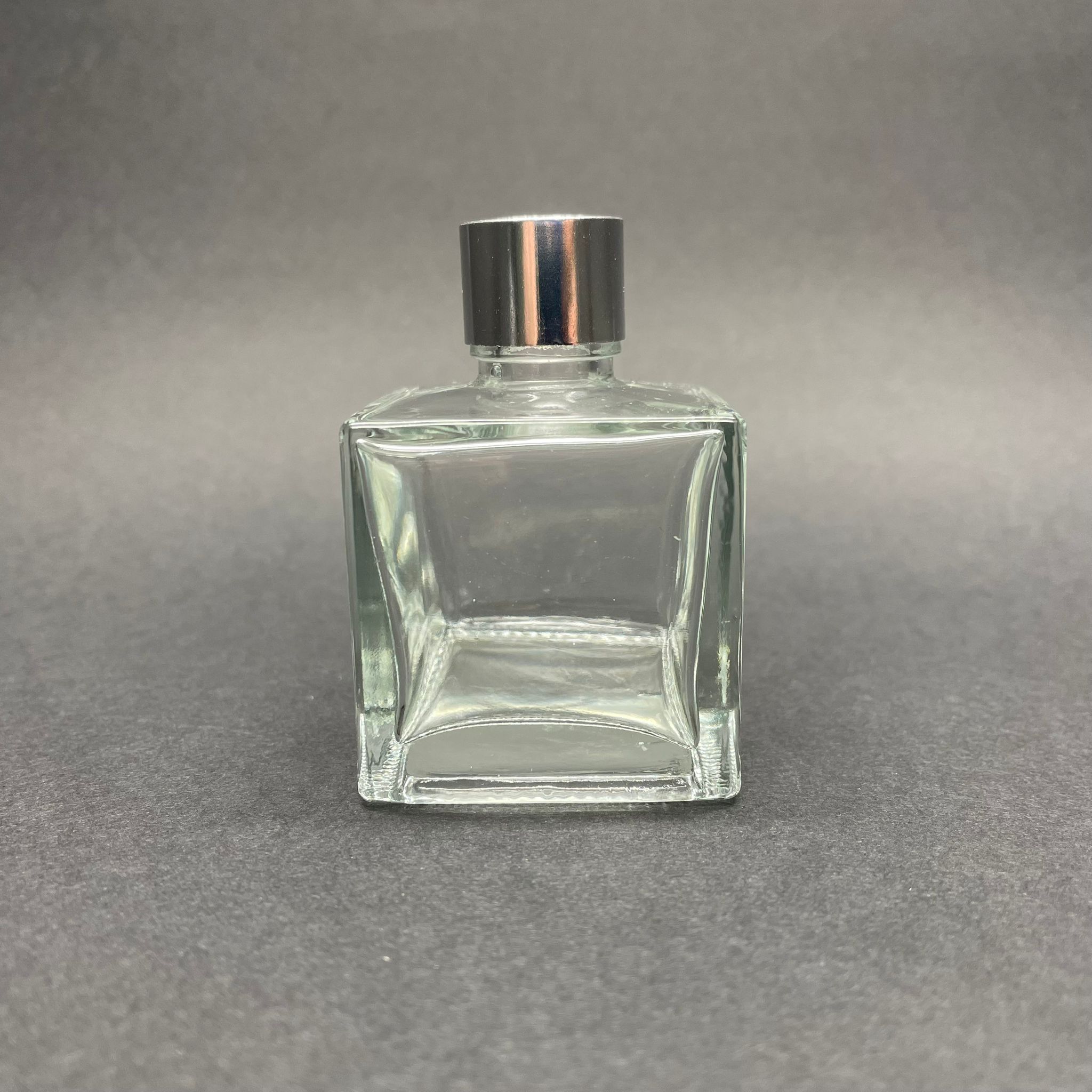 50 Cc Kare Bambu Cam Bambu Oda Kokusu Şişesi - 50 Ml Köşeli Bambu Oda Kokusu Şişesi - Difüzör Şişe- Cam Şişe + Gümüş Metal Kapak + Plastik Tıpa