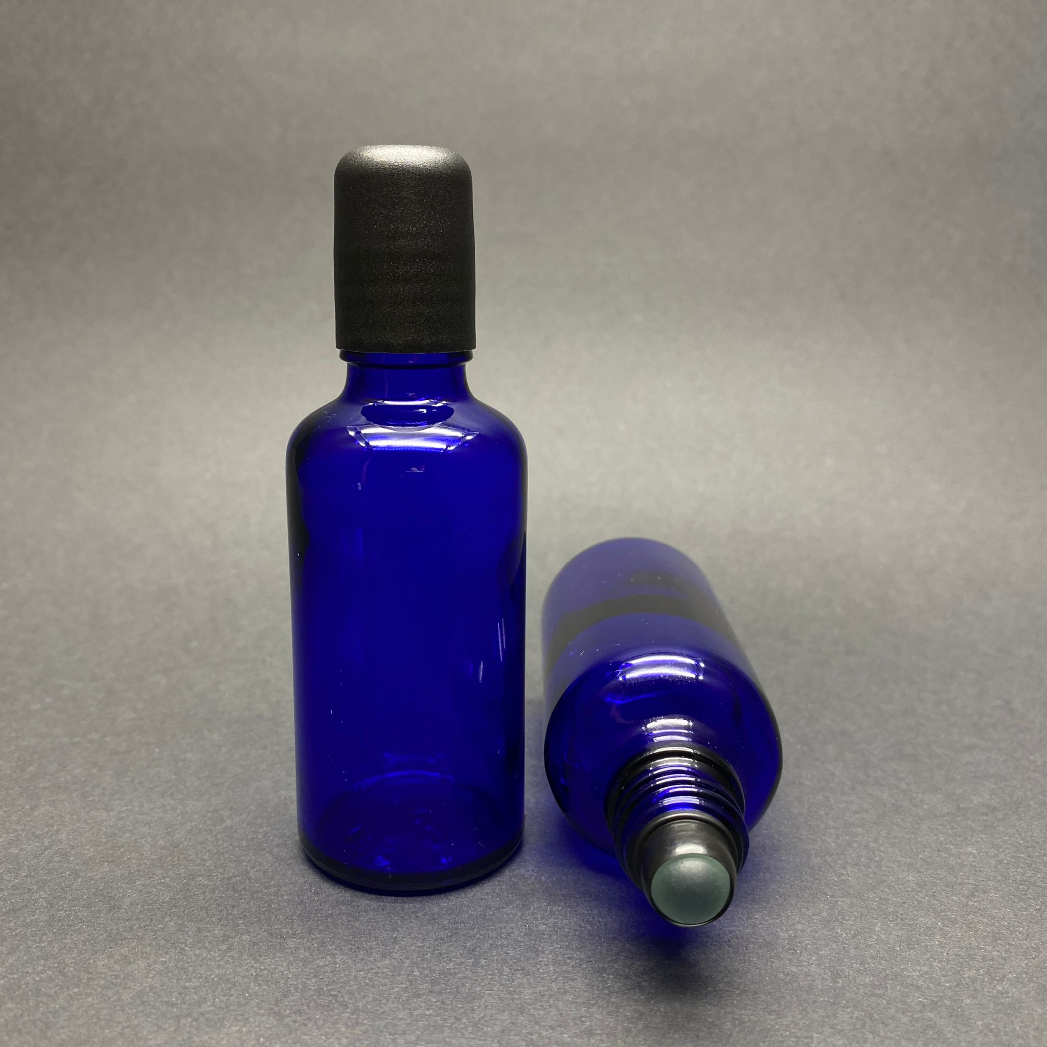 50 Cc Mavi Cam Roll-On Şişesi - Siyah Kapaklı -  50 Ml Cam Bilyeli Şişe - Cam Roll On Şişe - Cam Esans Şişesi