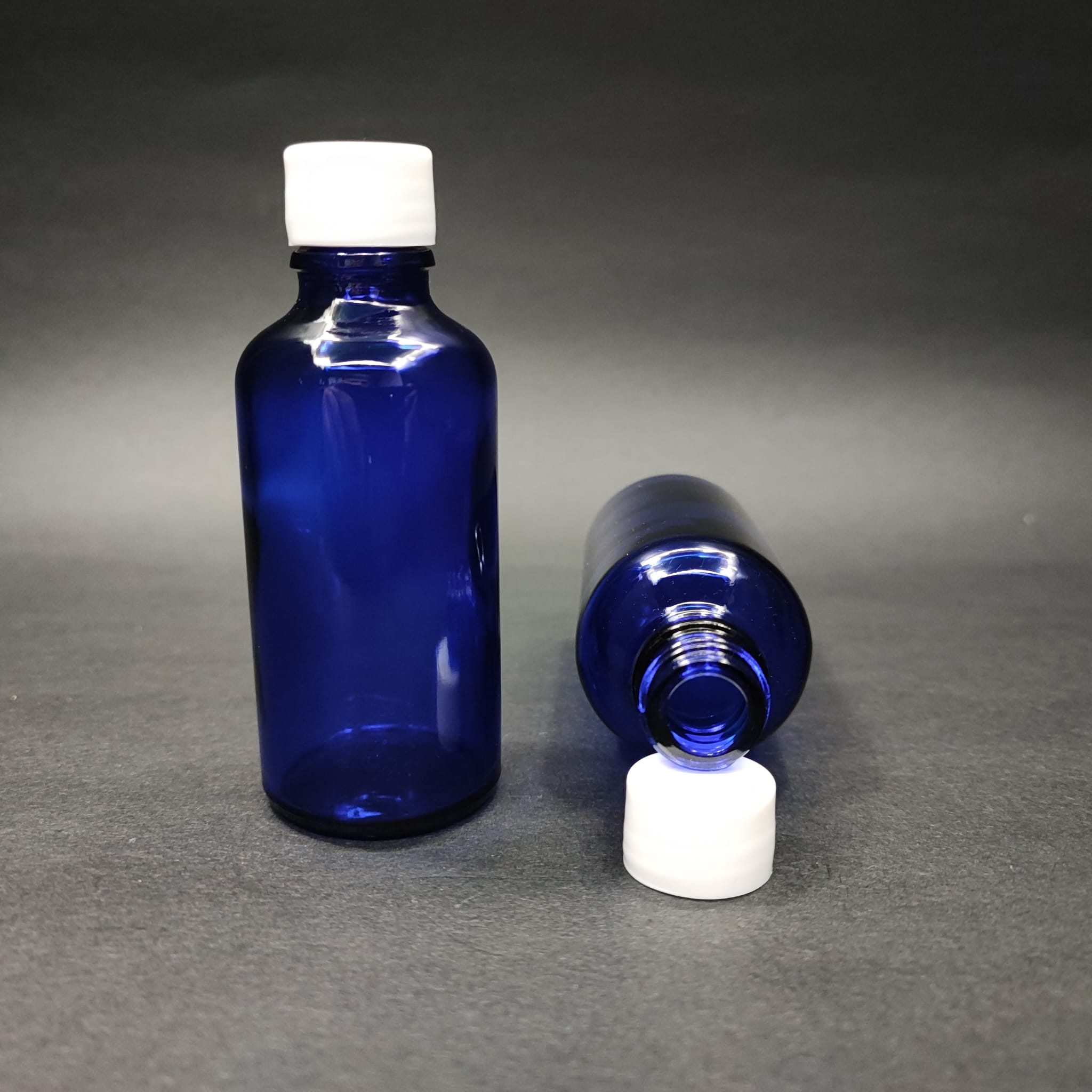 50 Cc Mavi Cam Şişe + Kendinden Contalı Sızdırmaz Beyaz Kapak - 50 Ml Kapaklı Cam Şişe