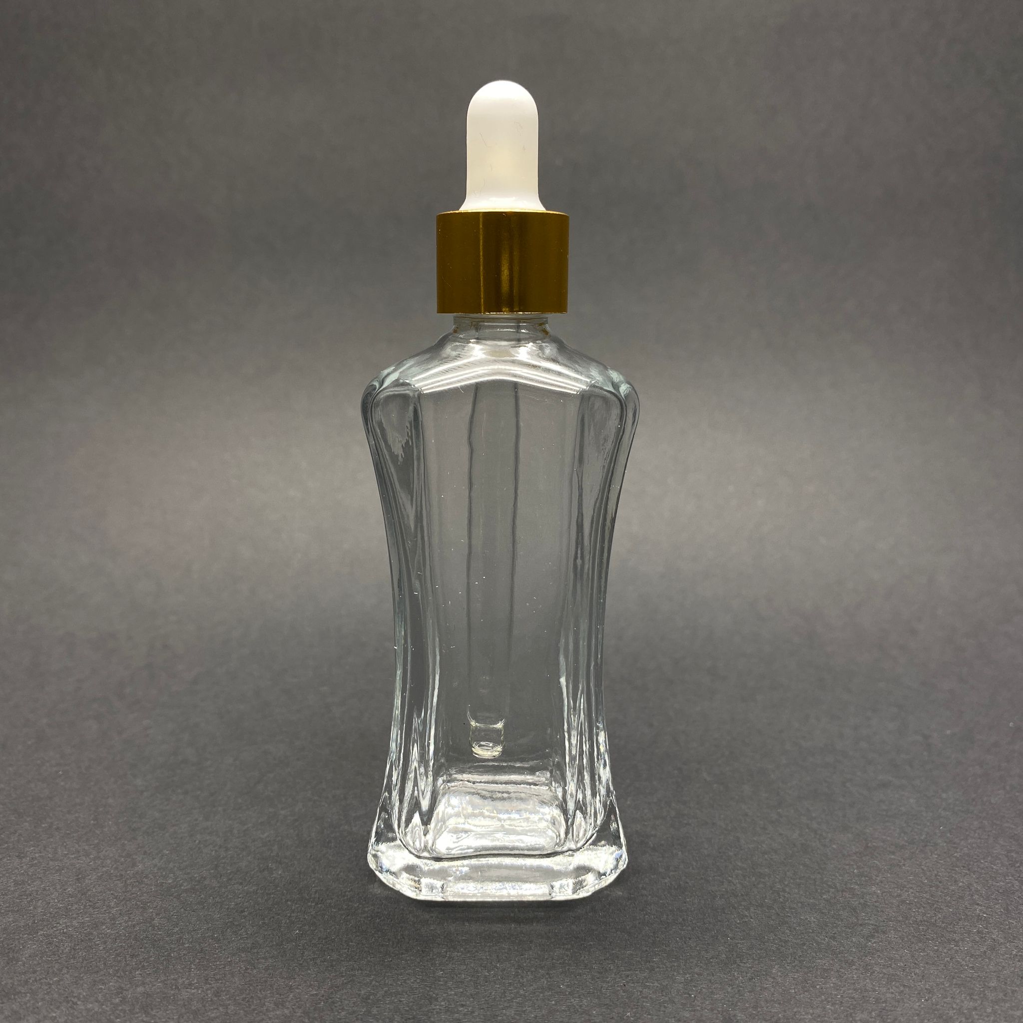 50 Cc Milano Model Cam Damlalıklı Şişe - Beyaz Emzik - Gold Metal Kapak - 50 Ml Lüks Cam Şişe (Camın Kalınlığı İle İlgili +/- 5 Ml Tolerans Olabilir)