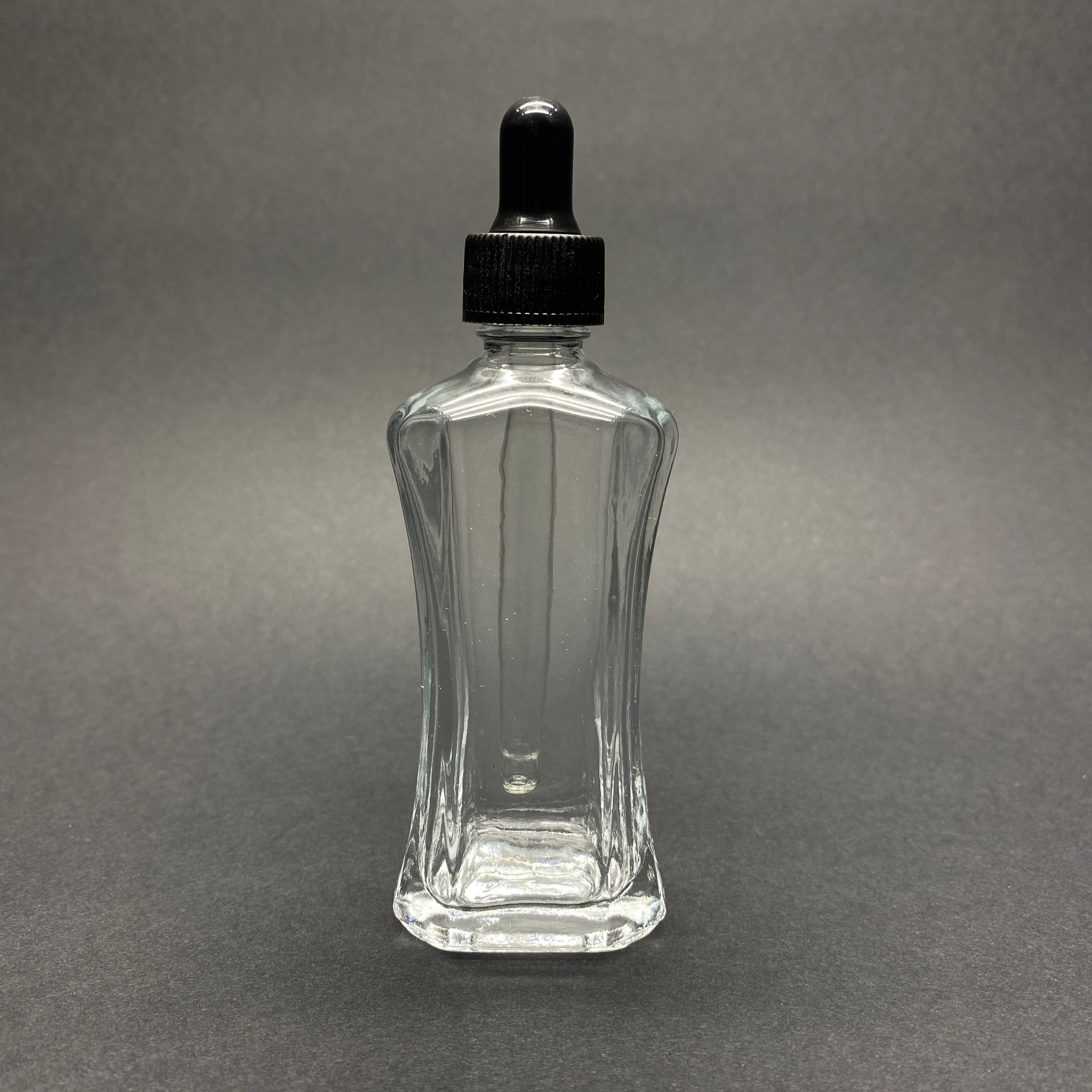 50 Cc Milano Model Cam Damlalıklı Şişe - Siyah Emzik - Siyah Plastik Kapak - 50 Ml Lüks Cam Şişe (Camın Kalınlığı İle İlgili +/- 5 Ml Tolerans Olabilir)