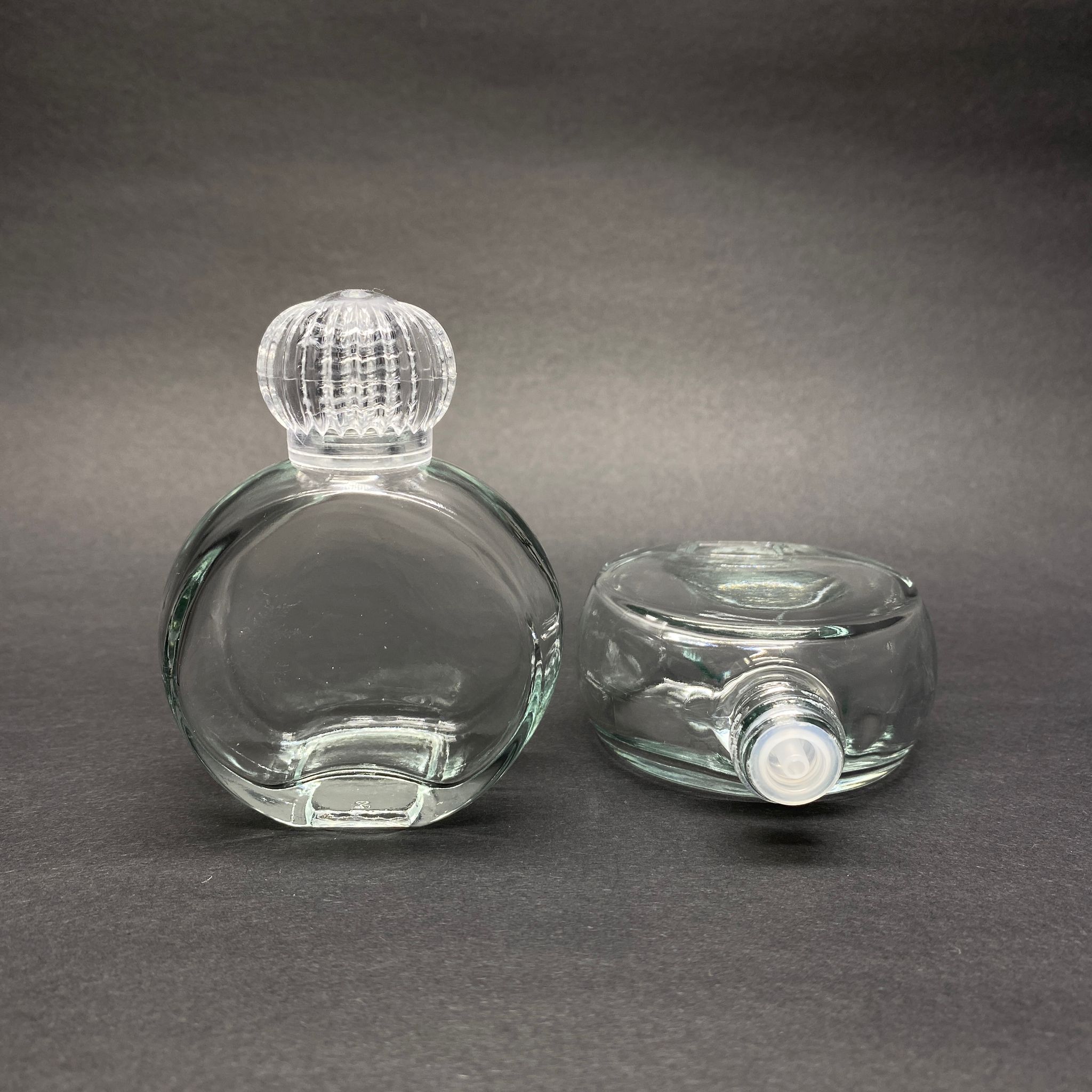 50 Cc Oval Yassı Yuvarlak Cam Şişe + Kristal Kapak + Kolonya Tıpası - 50 Ml Hediyelik Cam Kolonya Şişesi - Düğün, Nişan, Söz, Kına, Cenaze, Promosyon İçin Hediyelik Kolonya Şişeleri