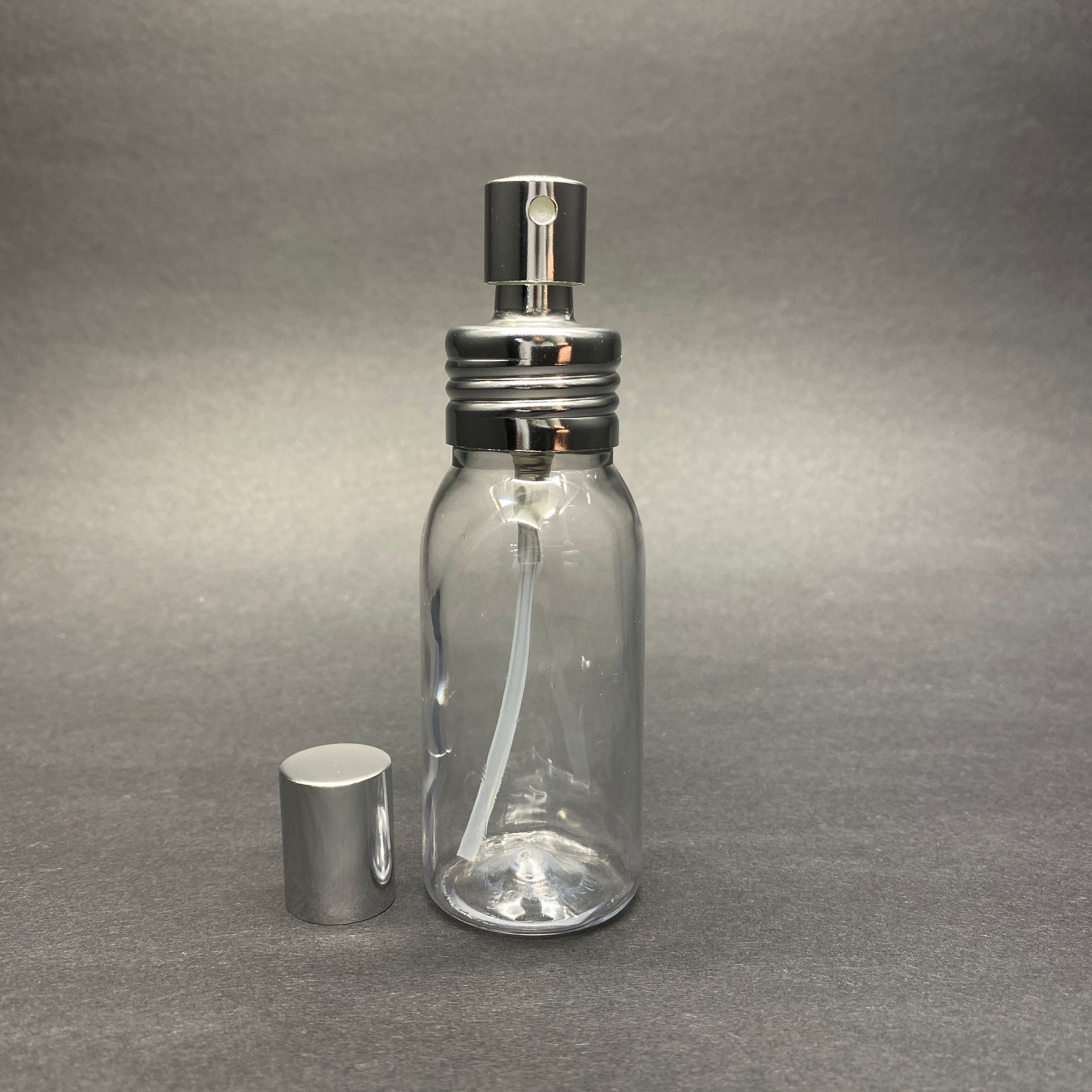 50 Cc Sert Oval Model Parfüm Kolonya Pet Şişe - Metal Spreyli Takım - 50 Ml Lüx Spreyli Parfüm - Kolonya Şişesi (Vidalı Ağız, Manüel Kapanıp Açılabilir)