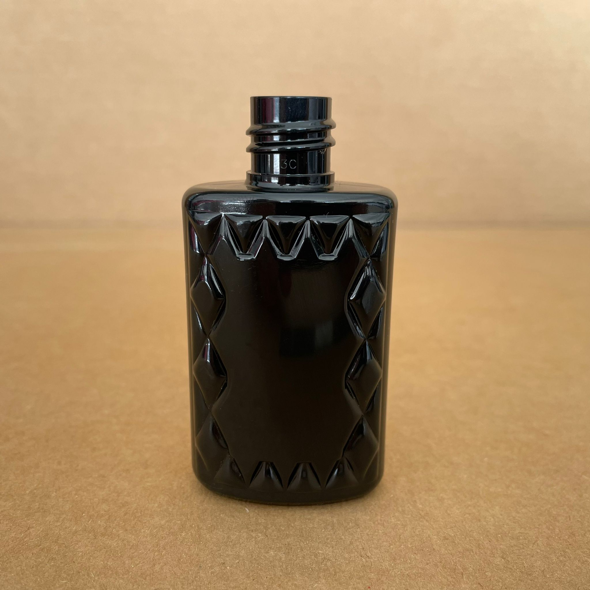 50 Cc Siyah Pet Köşeli Parfüm Şişesi  - 18 Ağız - 50 Ml Plastik Parfüm - Kolonya Şişesi