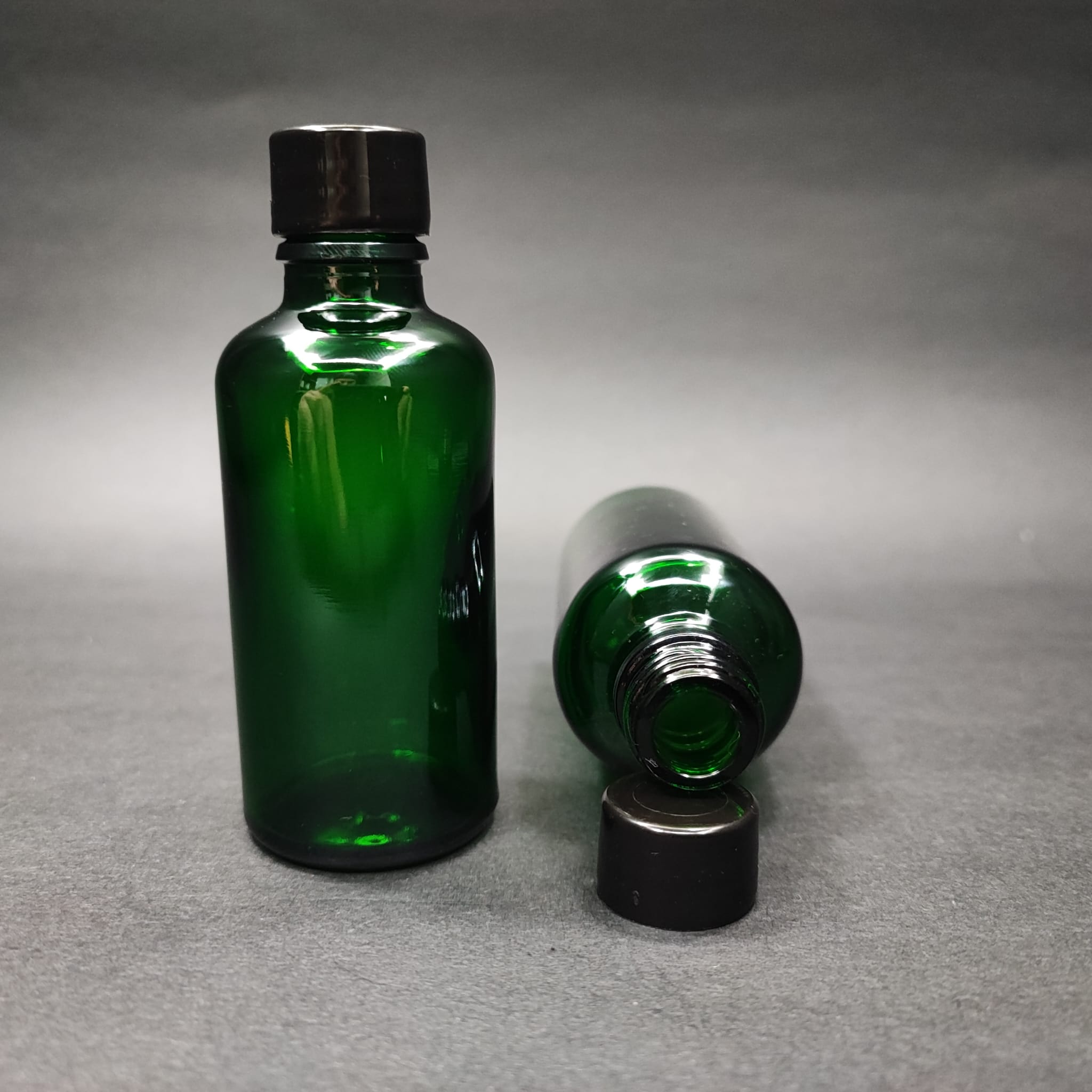 50 Cc Yeşil Cam Şişe + Kendinden Contalı Sızdırmaz Siyah Kapak - 50 Ml Kapaklı Cam Şişe