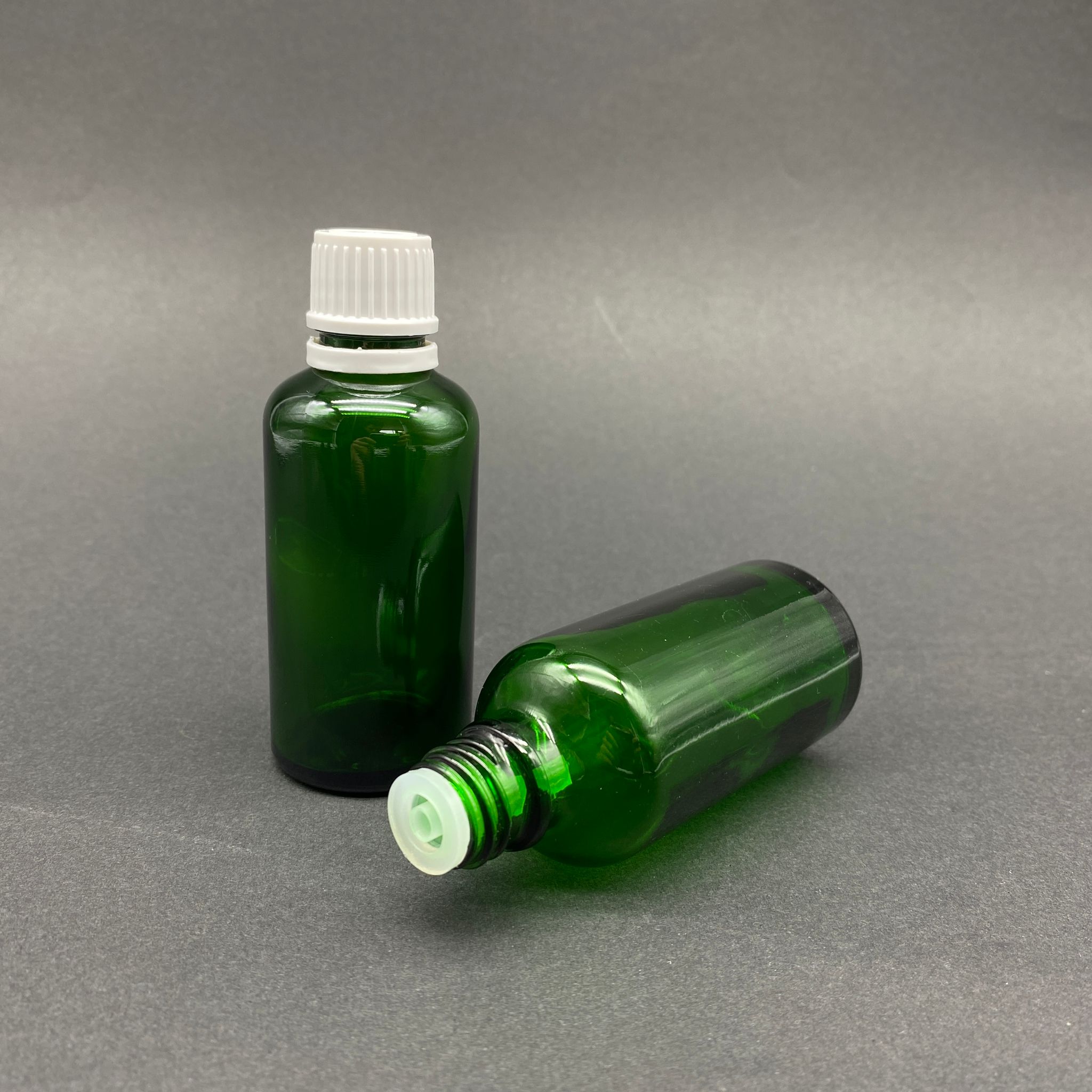 50 Cc Yeşil İçten Damlalıklı - Beyaz Kilit Kapaklı Cam Şişe - 50 Ml Yeşil Yeni İçten Damlalıklı Cam Şişe
