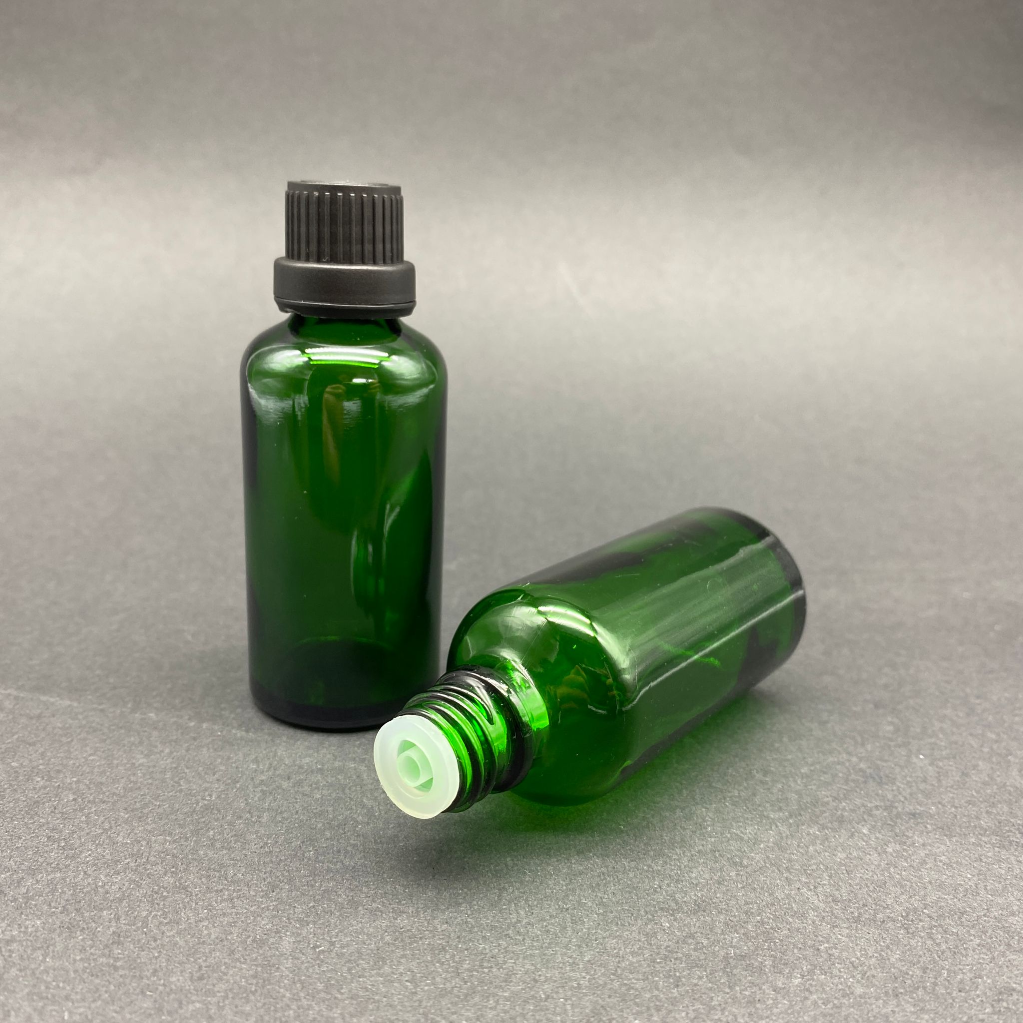 50 Cc Yeşil İçten Damlalıklı - Siyah Kilit Kapaklı Cam Şişe - 50 Ml Yeşil Standart İçten Damlalıklı Cam Şişe