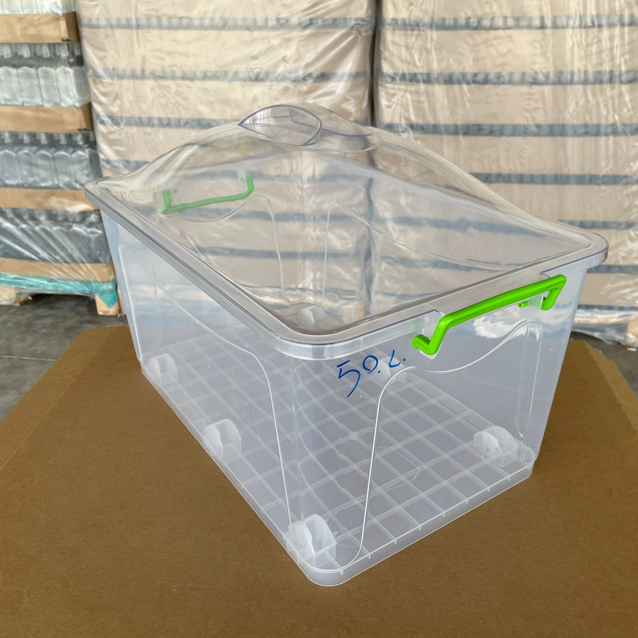50 Litre Maksi 8 Tekerlekli Saklama Kabı + Fanus Kapak -Dikdörtgen - Teşhir Ekipmanı