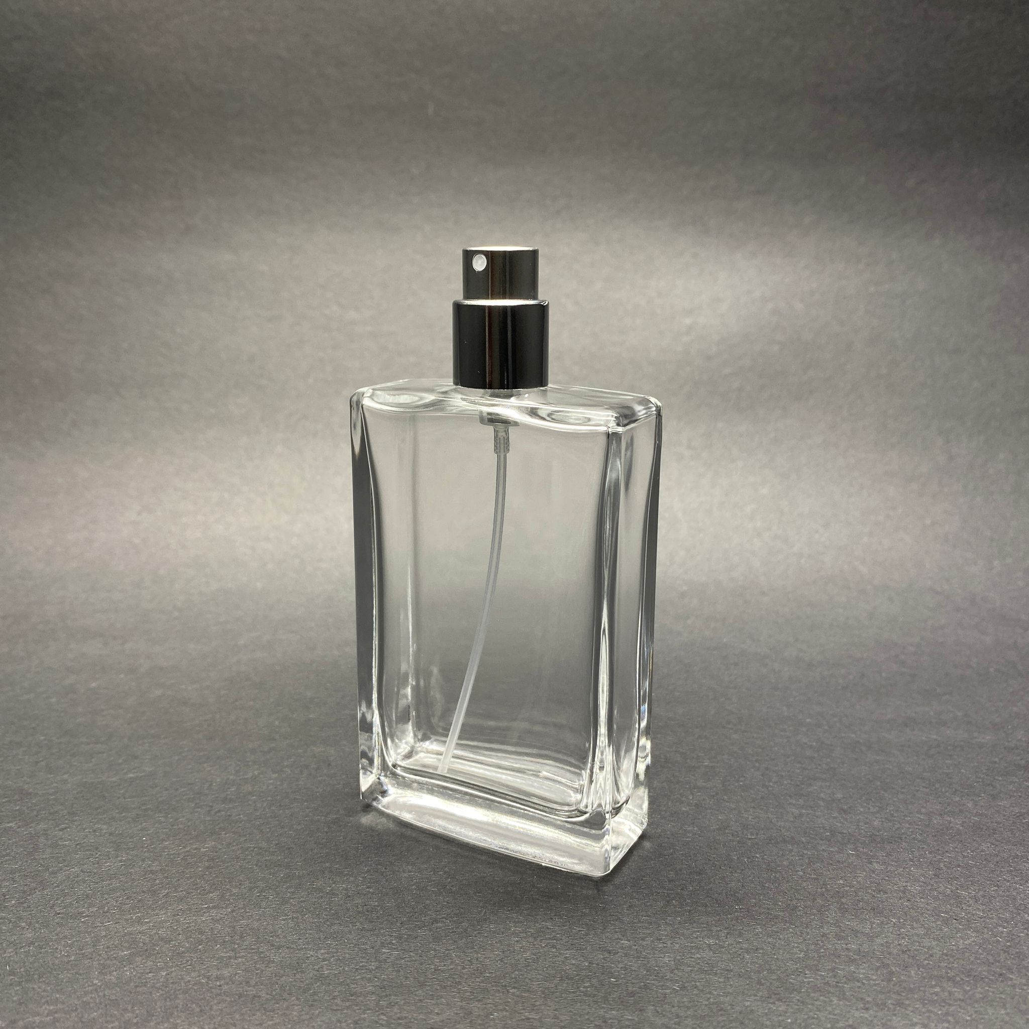 50 Ml Dikdörtgen Model Sossa Parfüm Şişesi - Gümüş Metal Spreyli (Ağız 15 Mm Geçme Kolay Kapama)