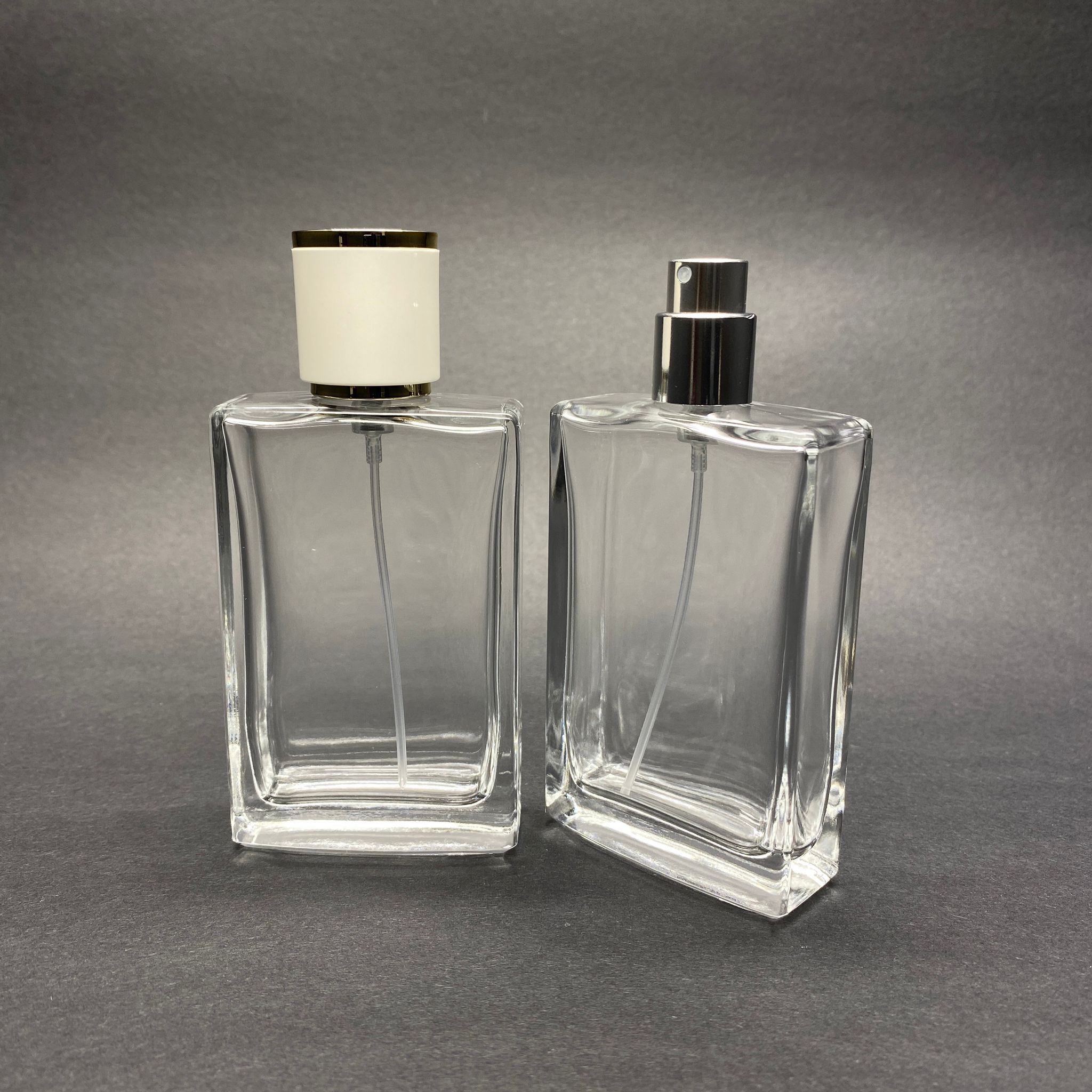 50 Ml Dikdörtgen Model Sossa Parfüm Şişesi - Gümüş Metal Spreyli + Gold Beyaz Kapaklı (Ağız 15 Mm Geçme Kolay Kapama)
