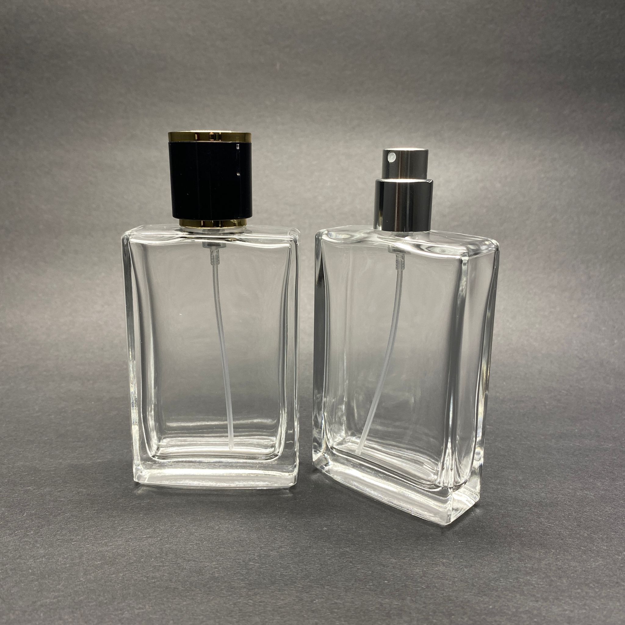 50 Ml Dikdörtgen Model Sossa Parfüm Şişesi - Gümüş Metal Spreyli + Gold Siyah Kapaklı (Ağız 15 Mm Geçme Kolay Kapama)