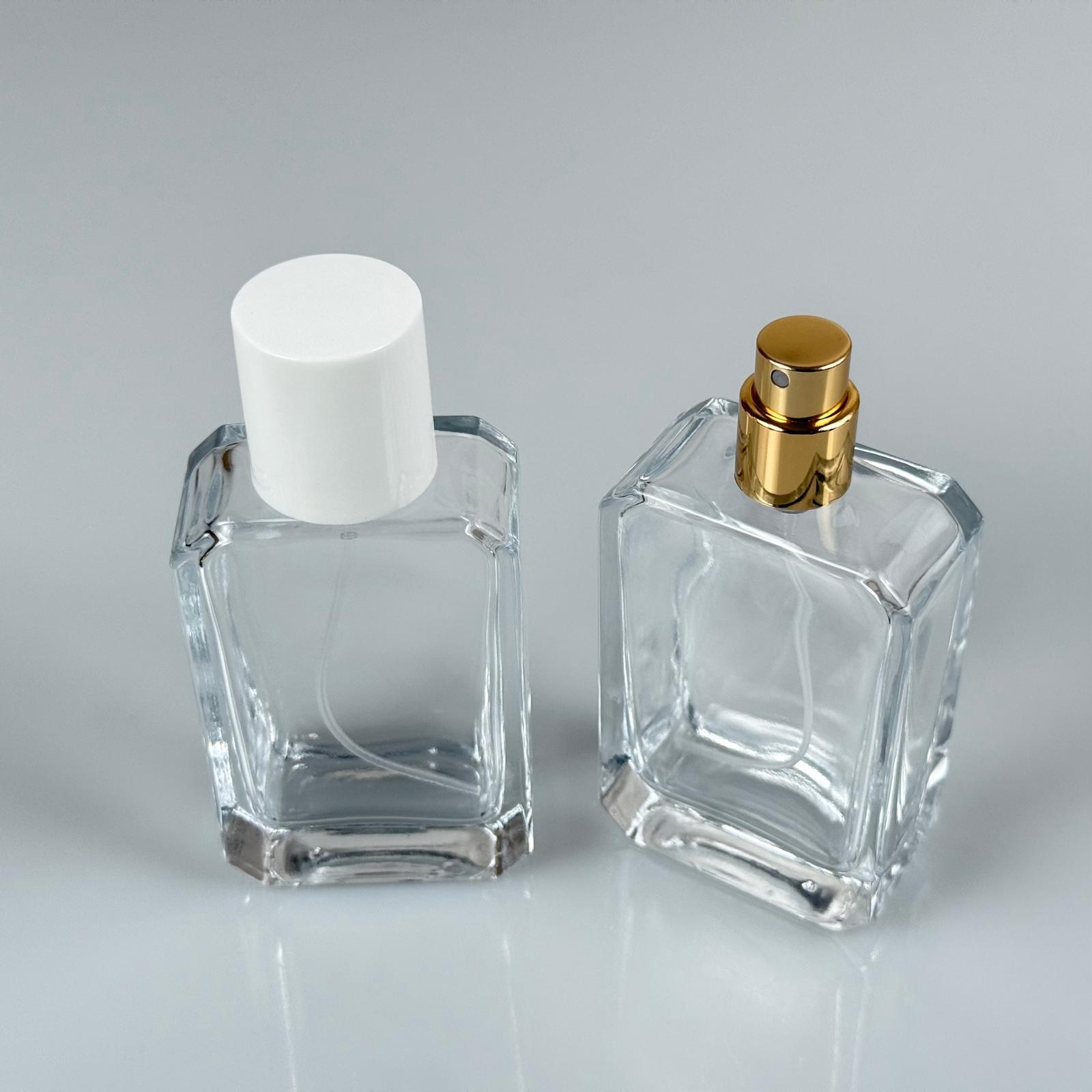 50 Ml Köşeli Model Angel Parfüm Şişesi - Gold Metal Spreyli + Beyaz Kapaklı (Ağız 15 Mm Geçme Kolay Kapama)
