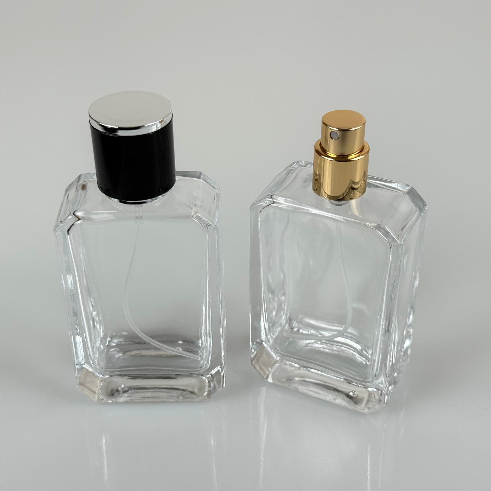 50 Ml Köşeli Model Angel Parfüm Şişesi - Gold Metal Spreyli + Gümüş Siyah Kapaklı (Ağız 15 Mm Geçme Kolay Kapama)