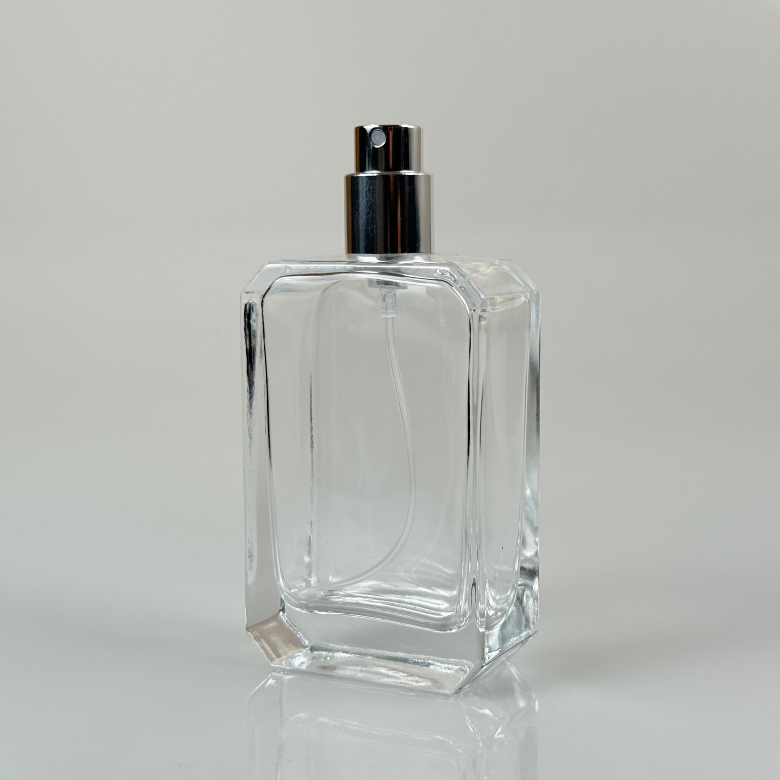 50 Ml Köşeli Model Angel Parfüm Şişesi - Gümüş Metal Spreyli (Ağız 15 Mm Geçme Kolay Kapama)