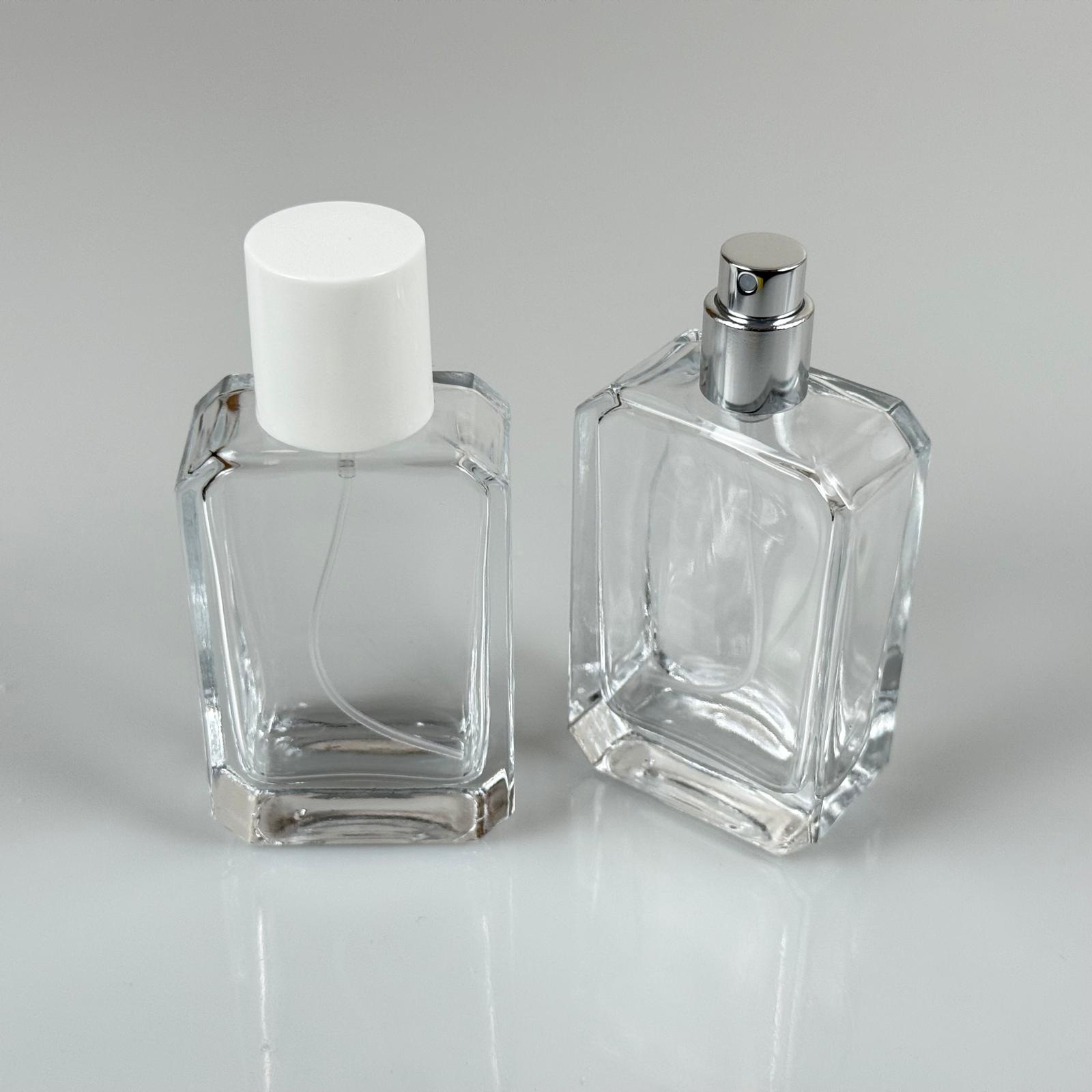50 Ml Köşeli Model Angel Parfüm Şişesi - Gümüş Metal Spreyli + Beyaz Kapaklı (Ağız 15 Mm Geçme Kolay Kapama)