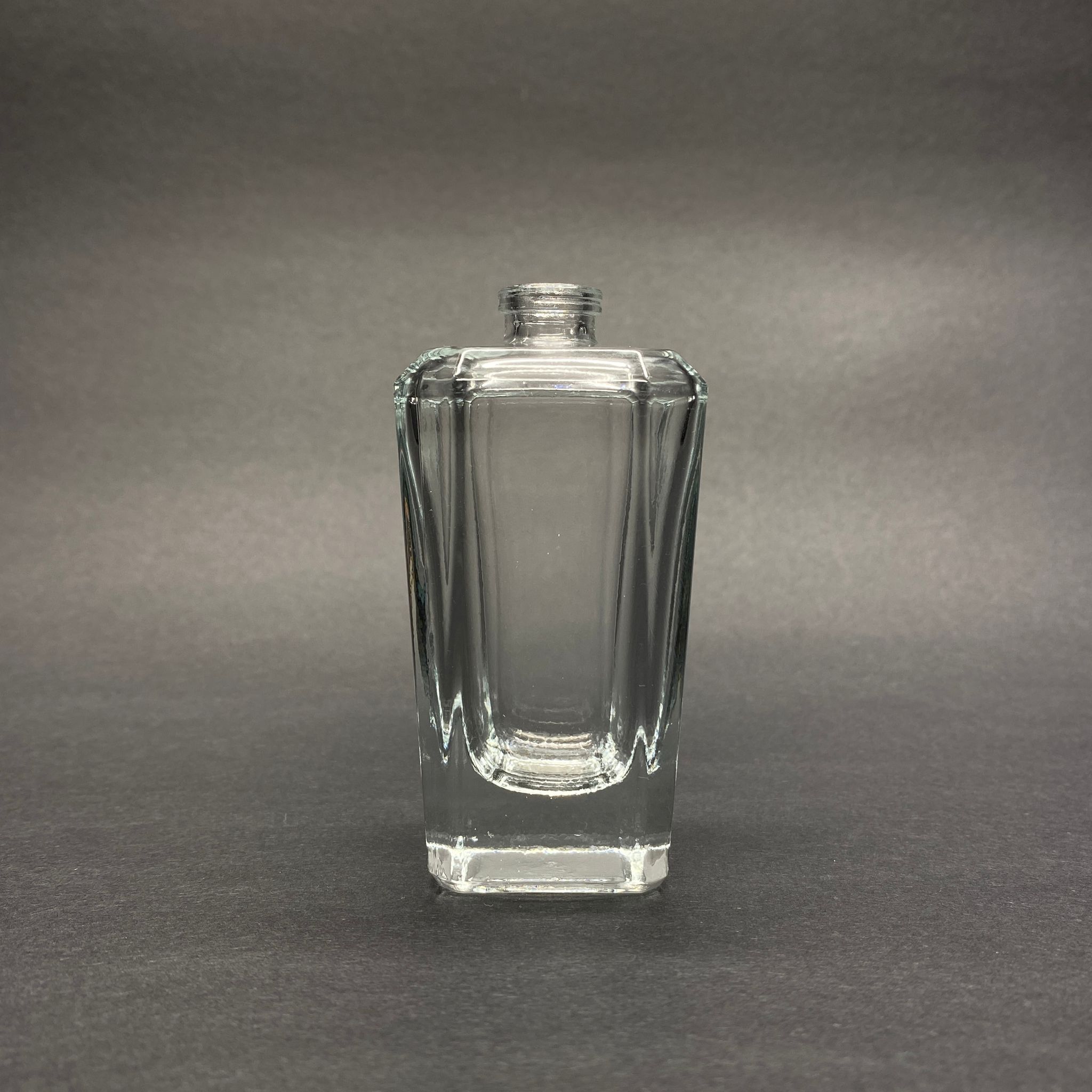 50 Ml Köşeli Model Mira Parfüm Şişesi - Kapaksız (Ağız 15 Mm Geçme Kolay Kapama)