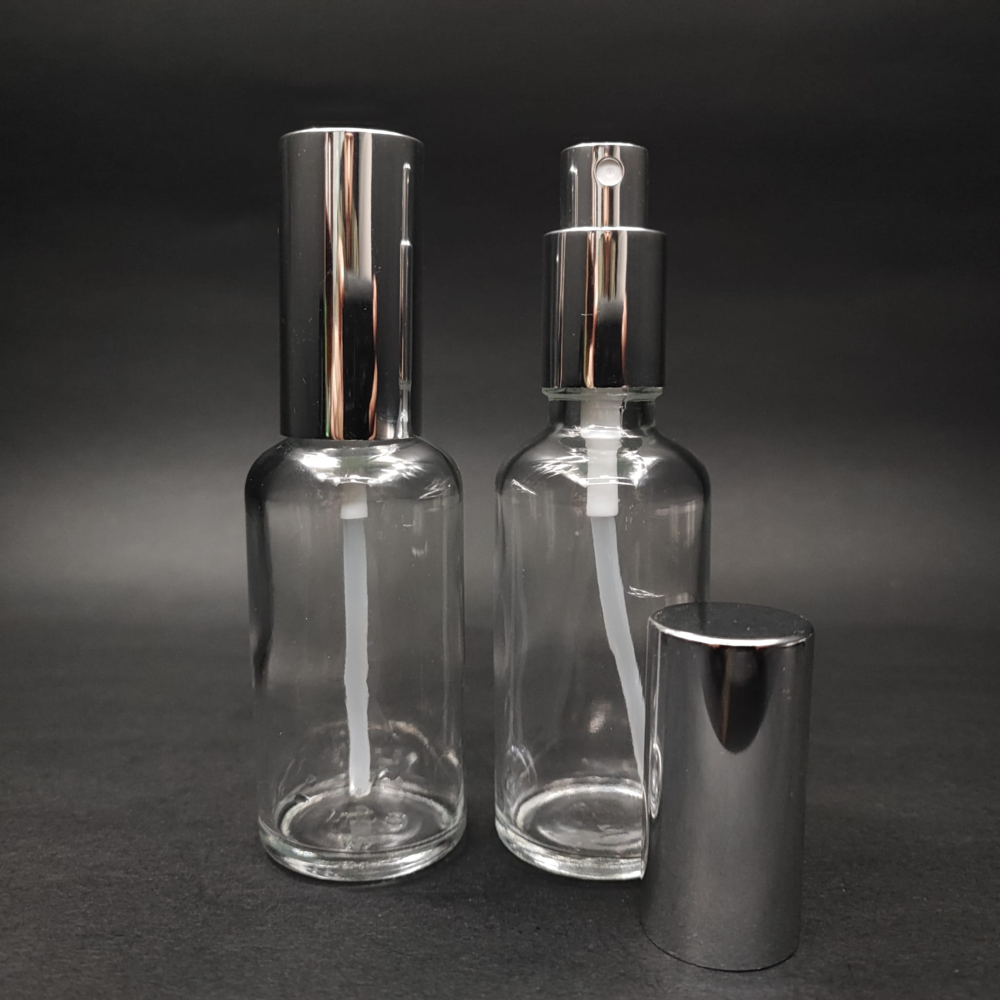 50 Ml Lüks Vidalı Valf Çevirme Parfüm Şişeleri - 50 Cc Şeffaf Cam Şişe - Gümüş Metal Spreyli Kapaklı Set