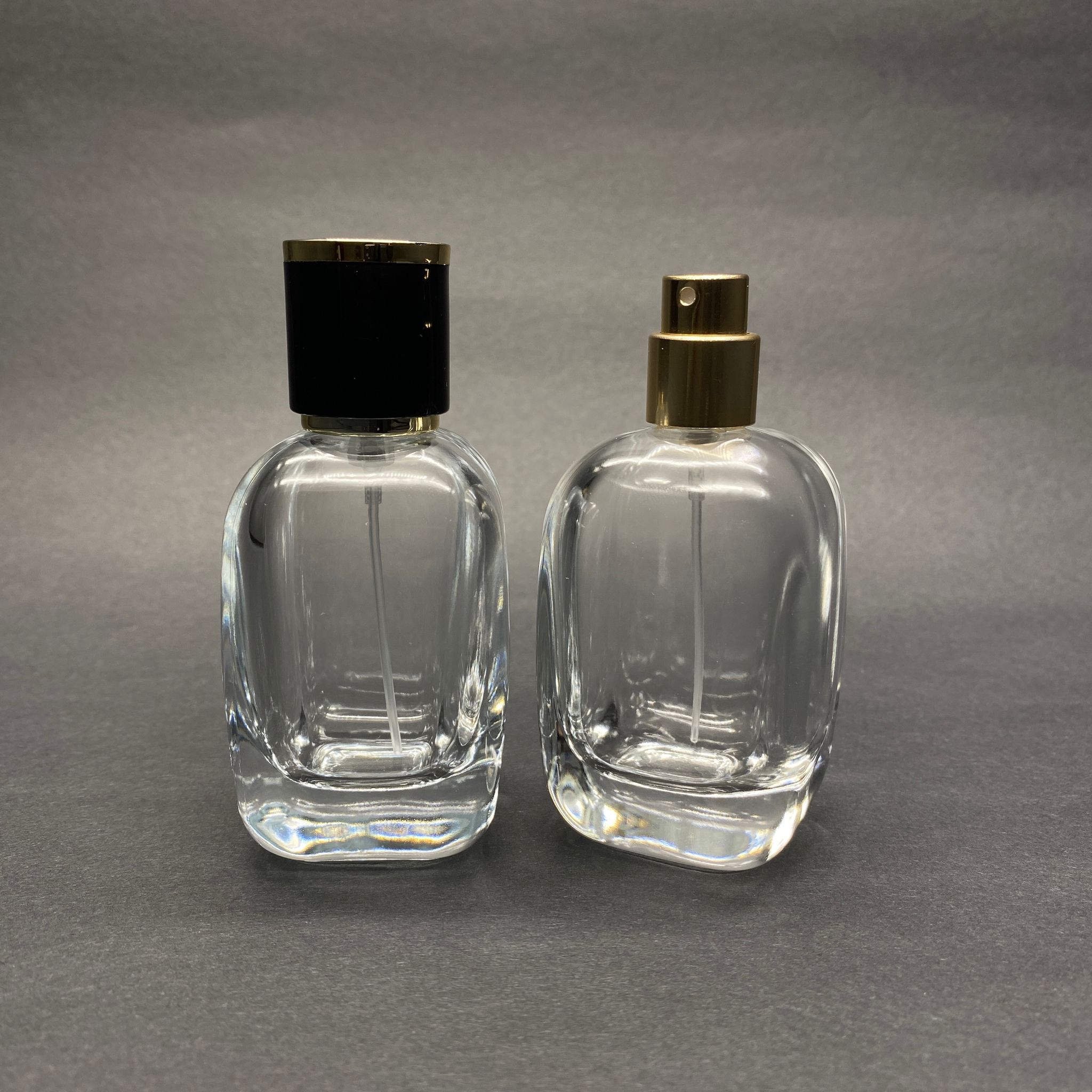 50 Ml Oval Kare Model Core Parfüm Şişesi - Gold Metal Spreyli + Gold Siyah Kapaklı (Ağız 15 Mm Geçme Kolay Kapama)
